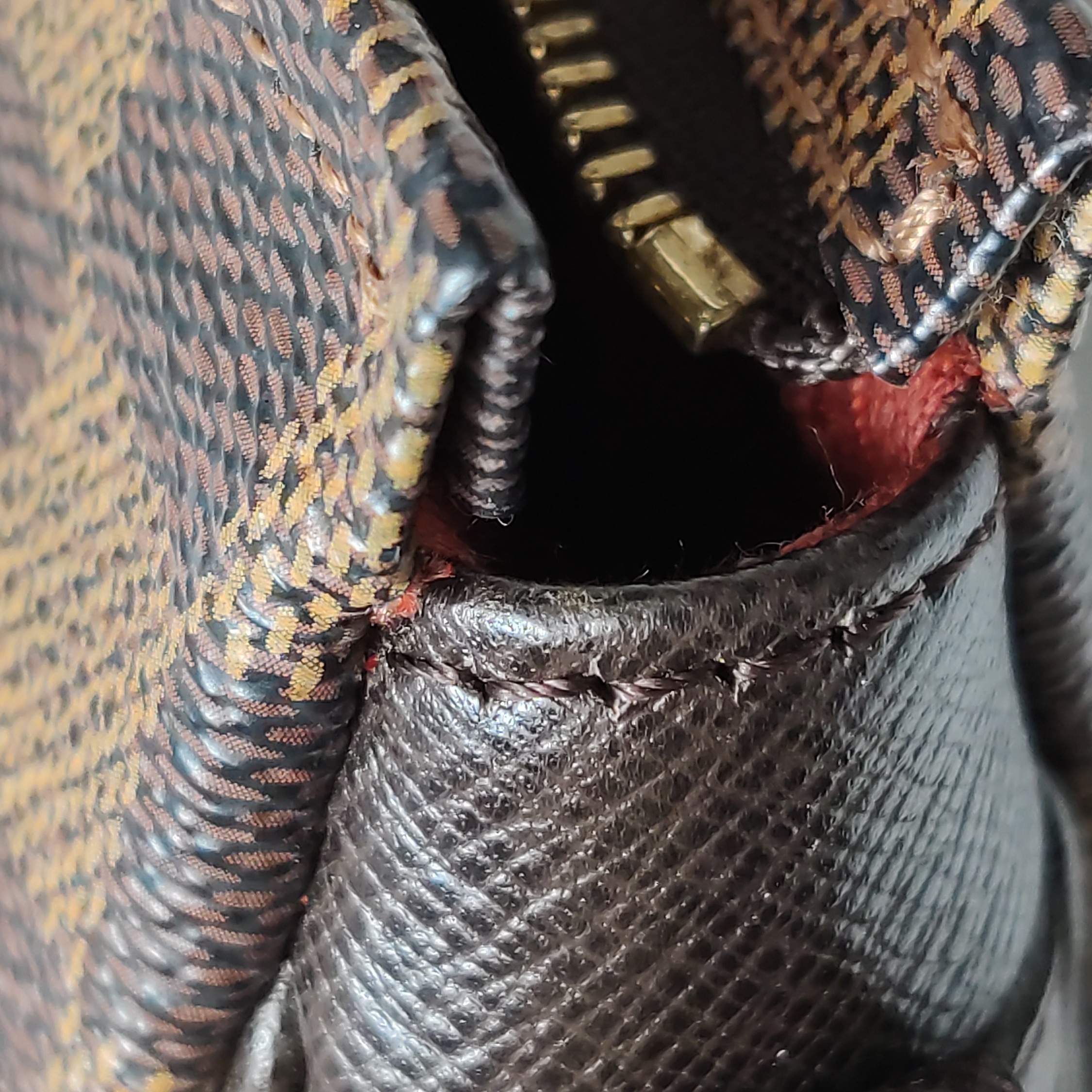 Louis Vuitton(LV) Trousse Make Up Bag Damier — photo 10 of 12