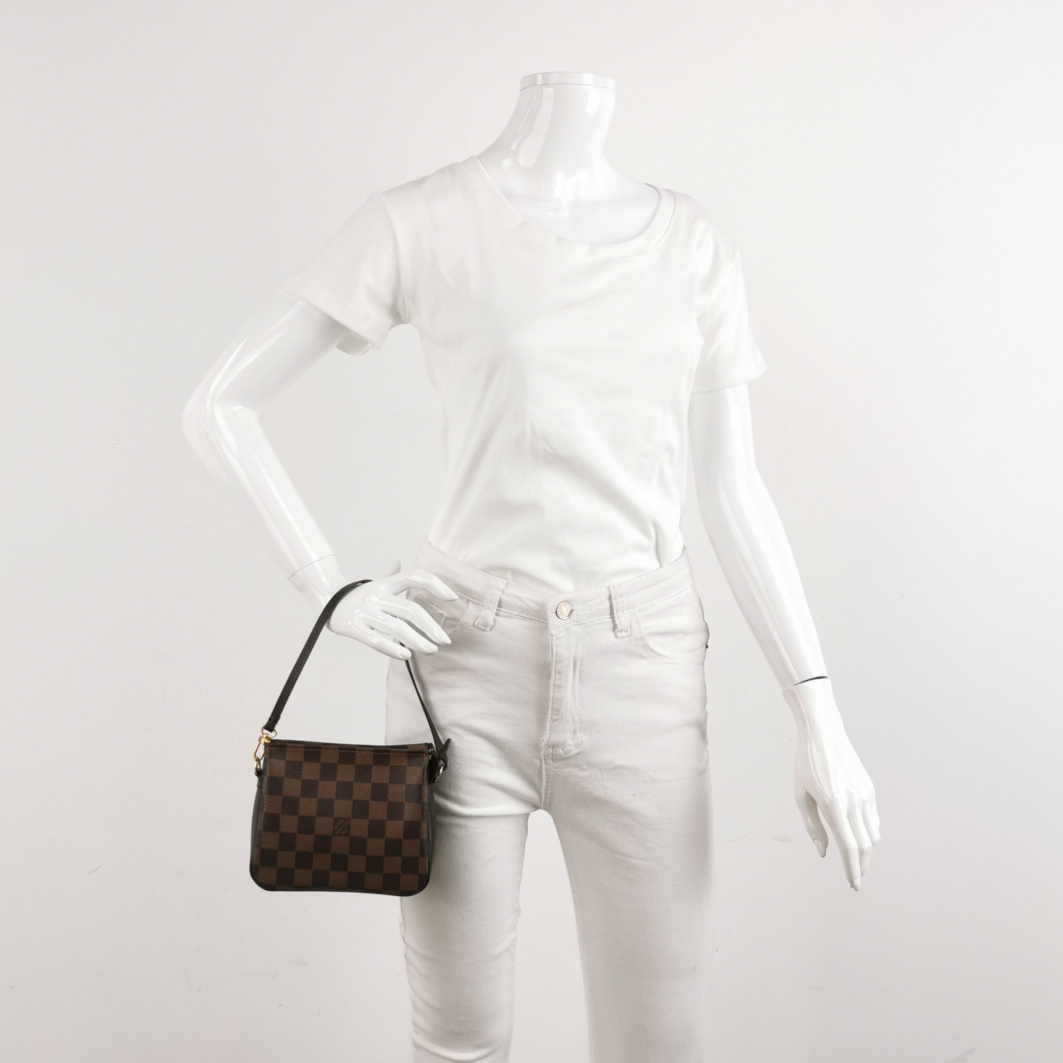 Louis Vuitton(LV) Trousse Make Up Bag Damier — alternate view
