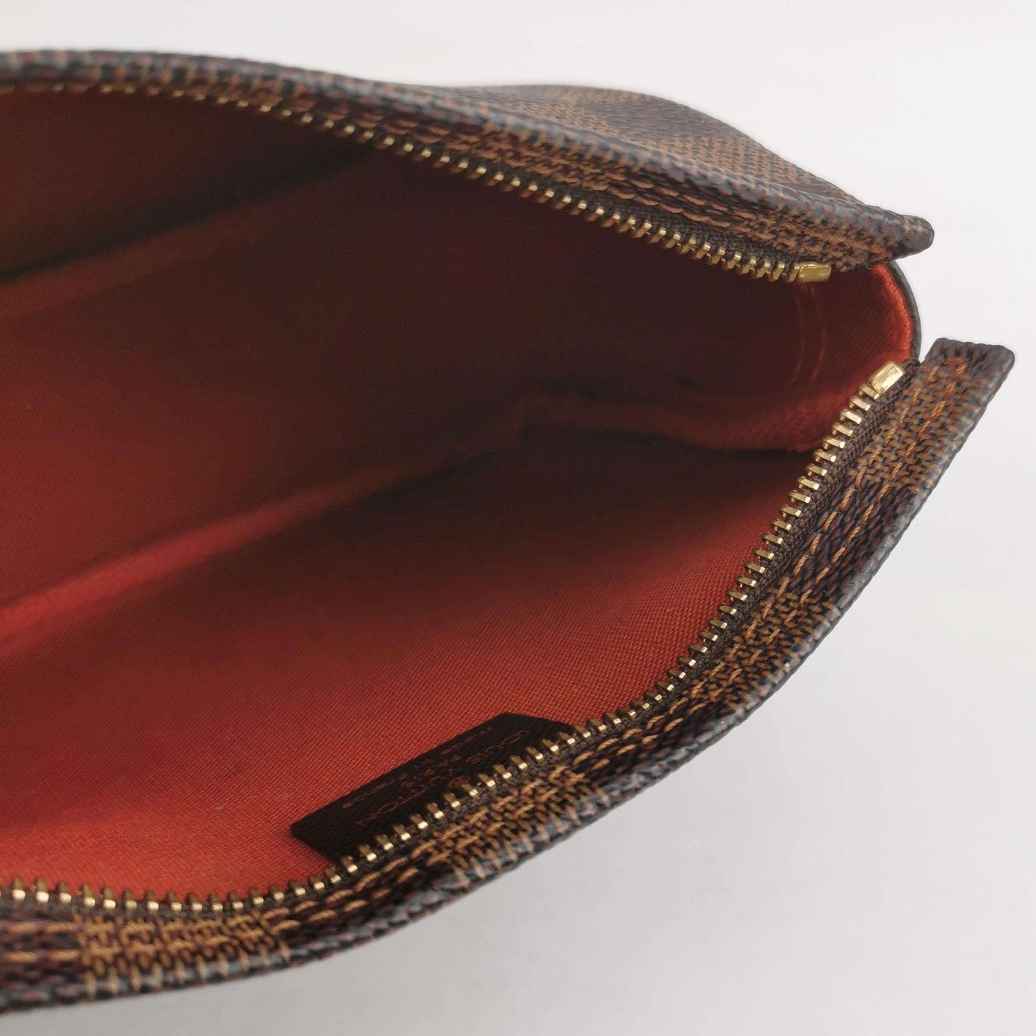 Louis Vuitton(LV) Trousse Make Up Bag Damier — photo 7 of 13