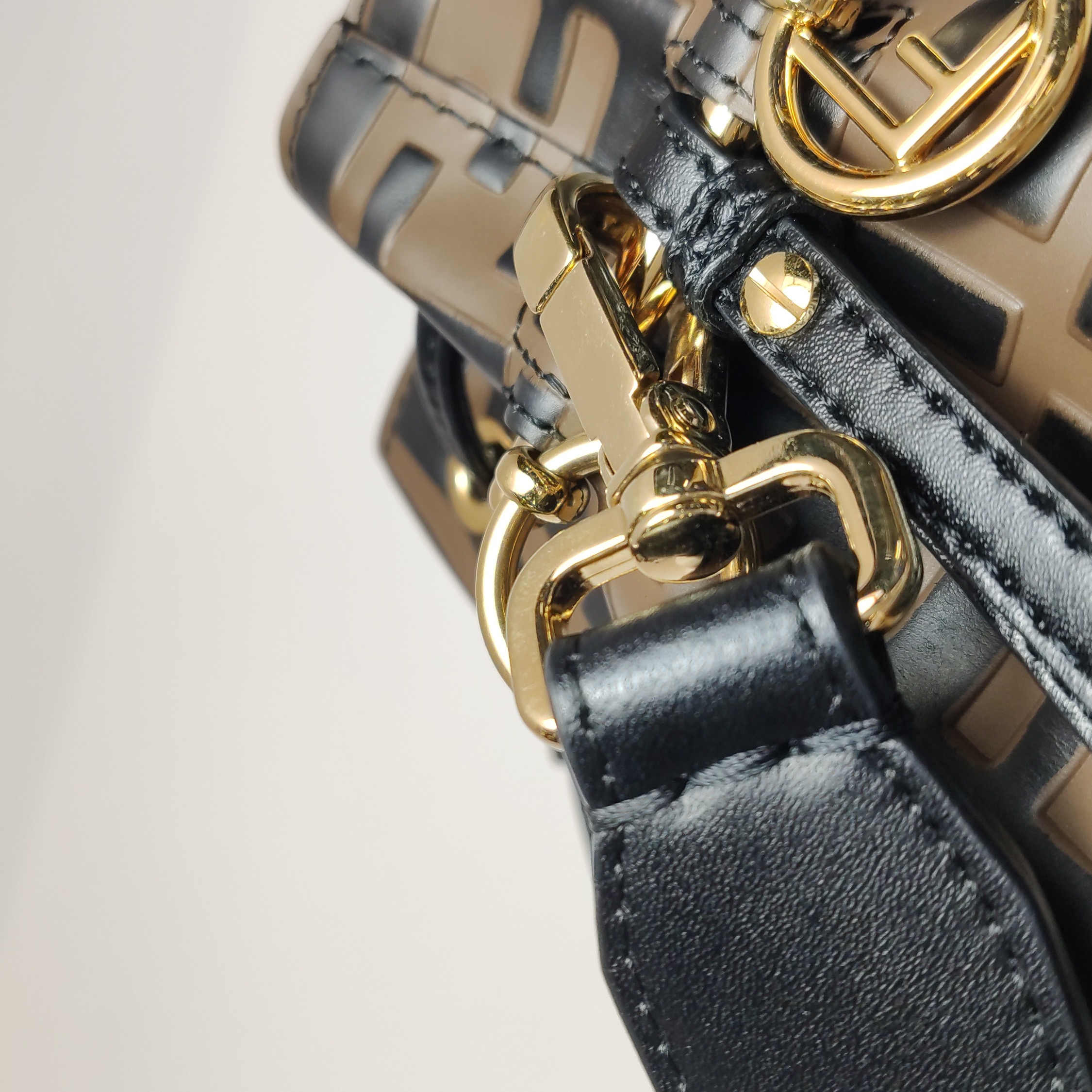 Fendi Mon Tresor Bucket Bag Zucca Embossed Leather Mi — photo 12 of 12
