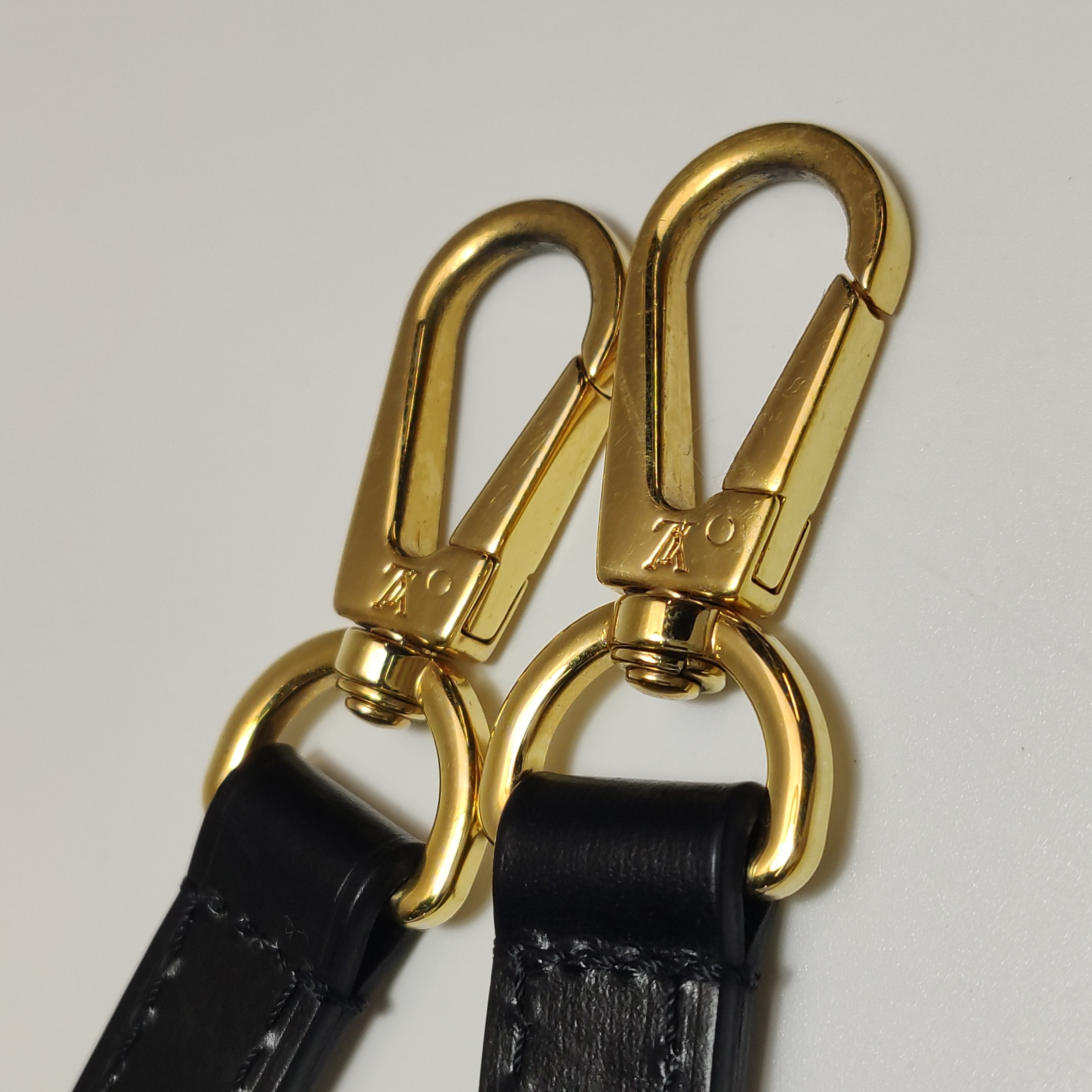Louis Vuitton(LV) Cannes Handbag Reverse Monogram Canvas — photo 9 of 15