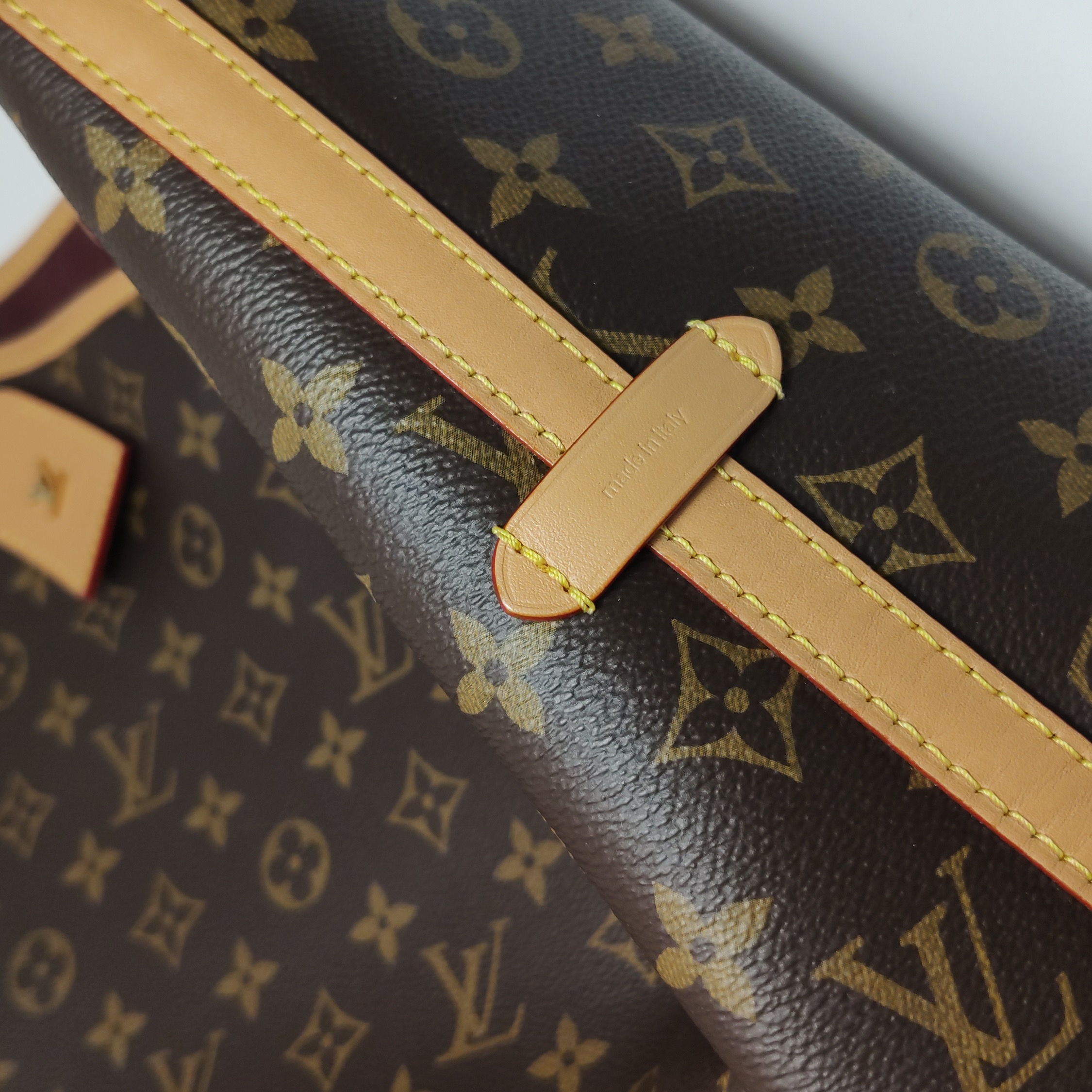Louis Vuitton(LV) CarryAll Hobo Monogram Canvas MM — photo 12 of 16