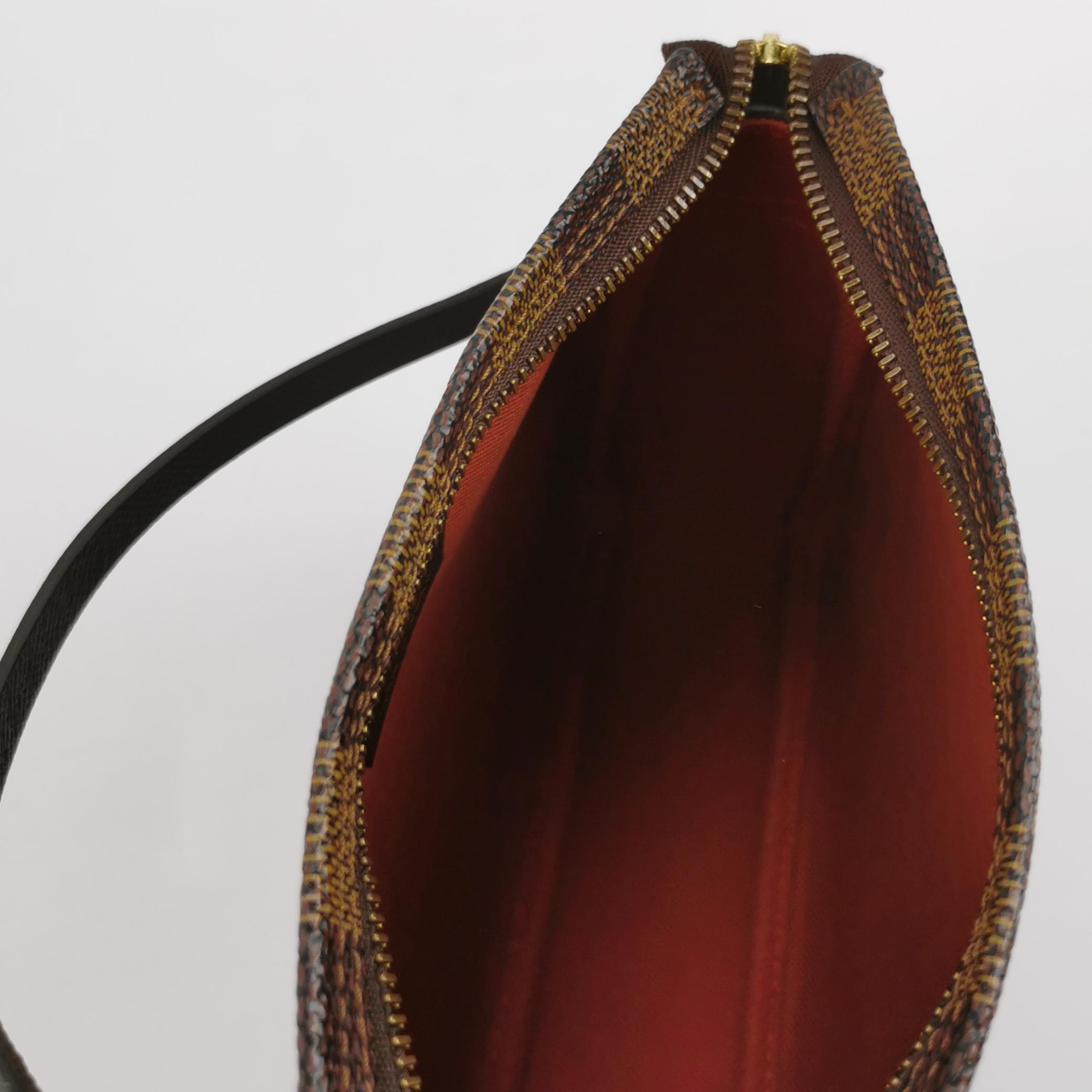 Louis Vuitton(LV) Trousse Make Up Bag Damier — photo 7 of 13