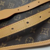 Louis Vuitton(LV) CarryAll Hobo Monogram Canvas MM — thumbnail 13
