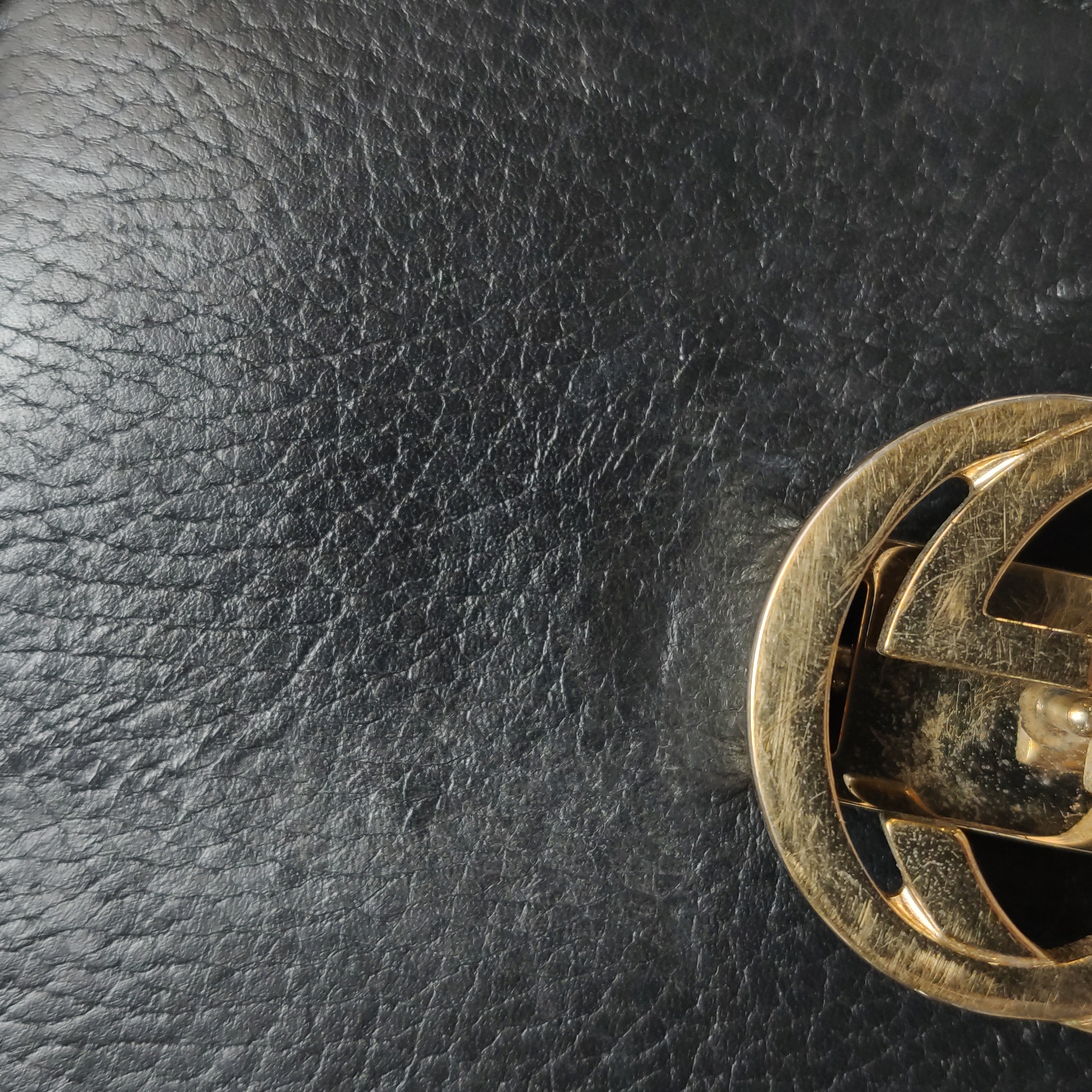 Gucci Interlocking Shoulder Bag Leather Small — photo 9 of 12
