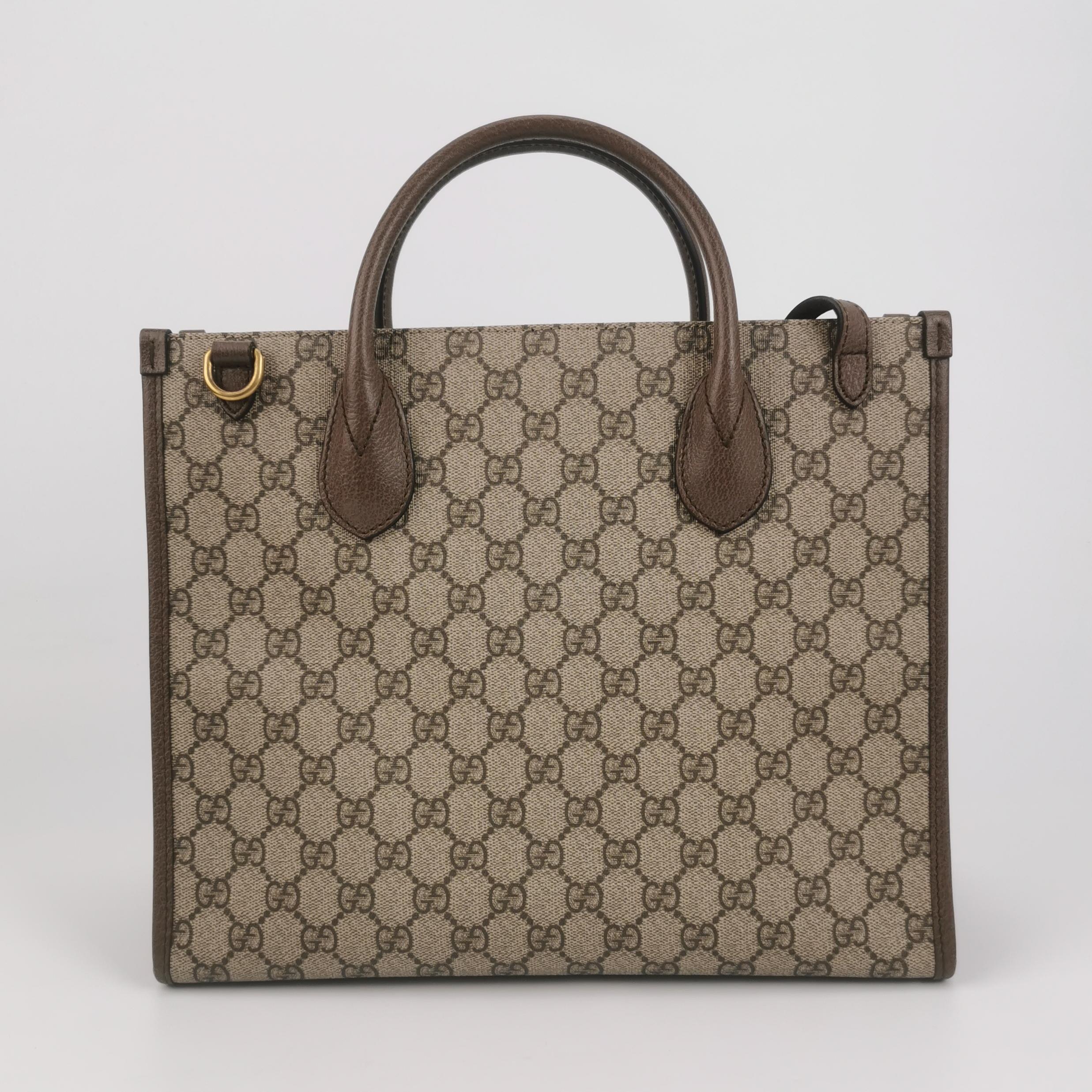 Gucci Disney Donald Duck Convertible Tote Printed GG Coated Canvas — photo 5 of 18
