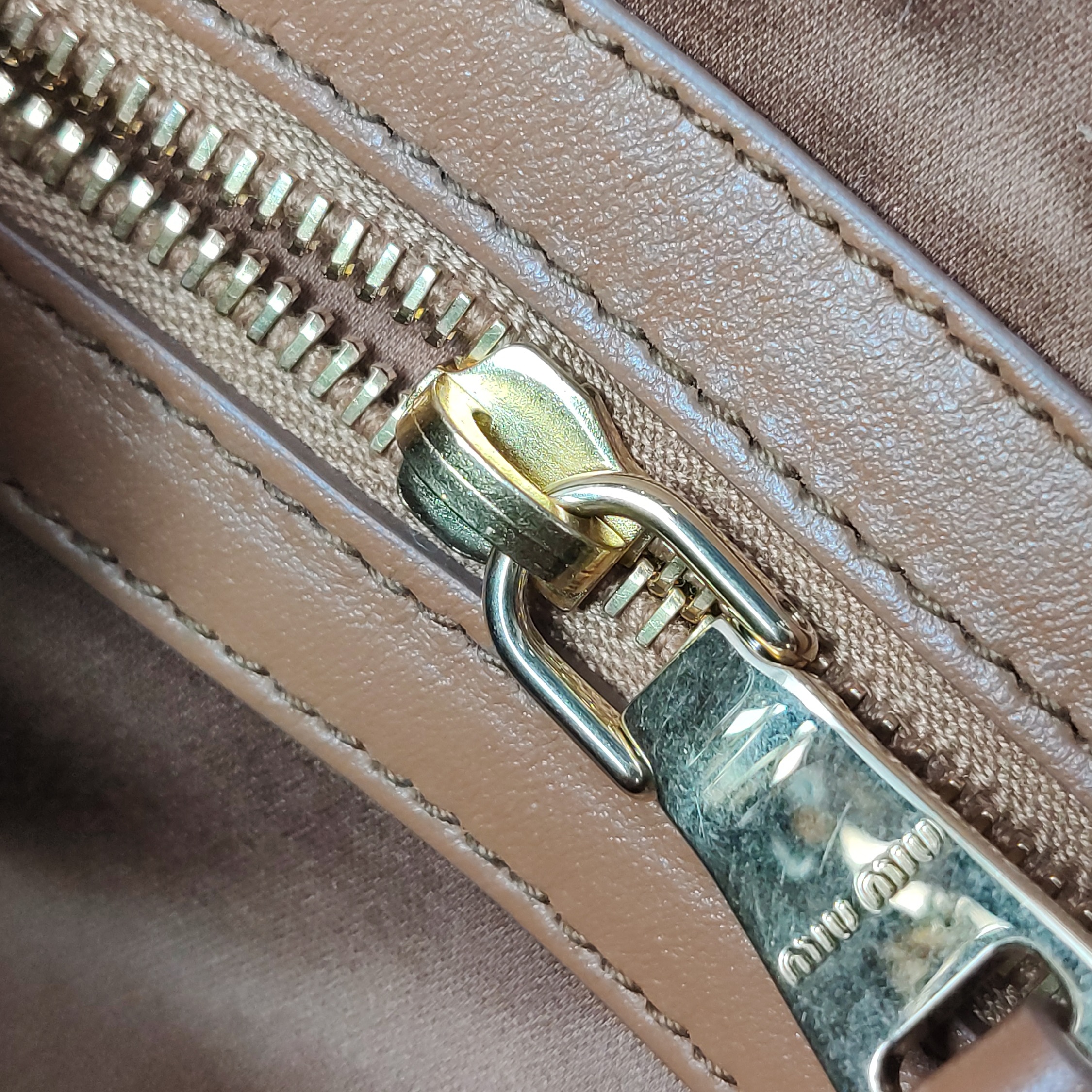 Miu Miu Beau Top Handle Bag Leather Large — photo 9 of 13