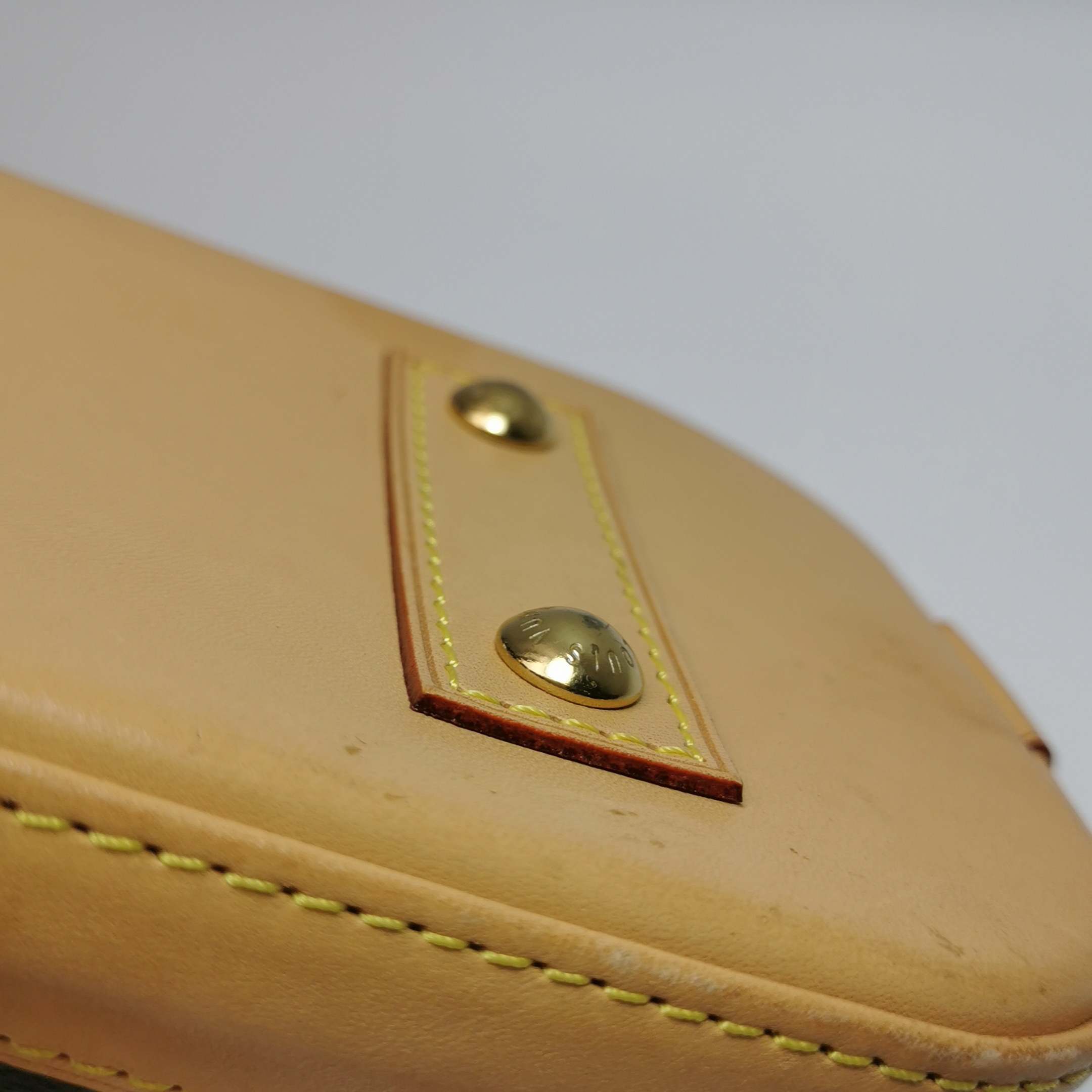 Louis Vuitton(LV) Alma Handbag Monogram Canvas BB — photo 12 of 17