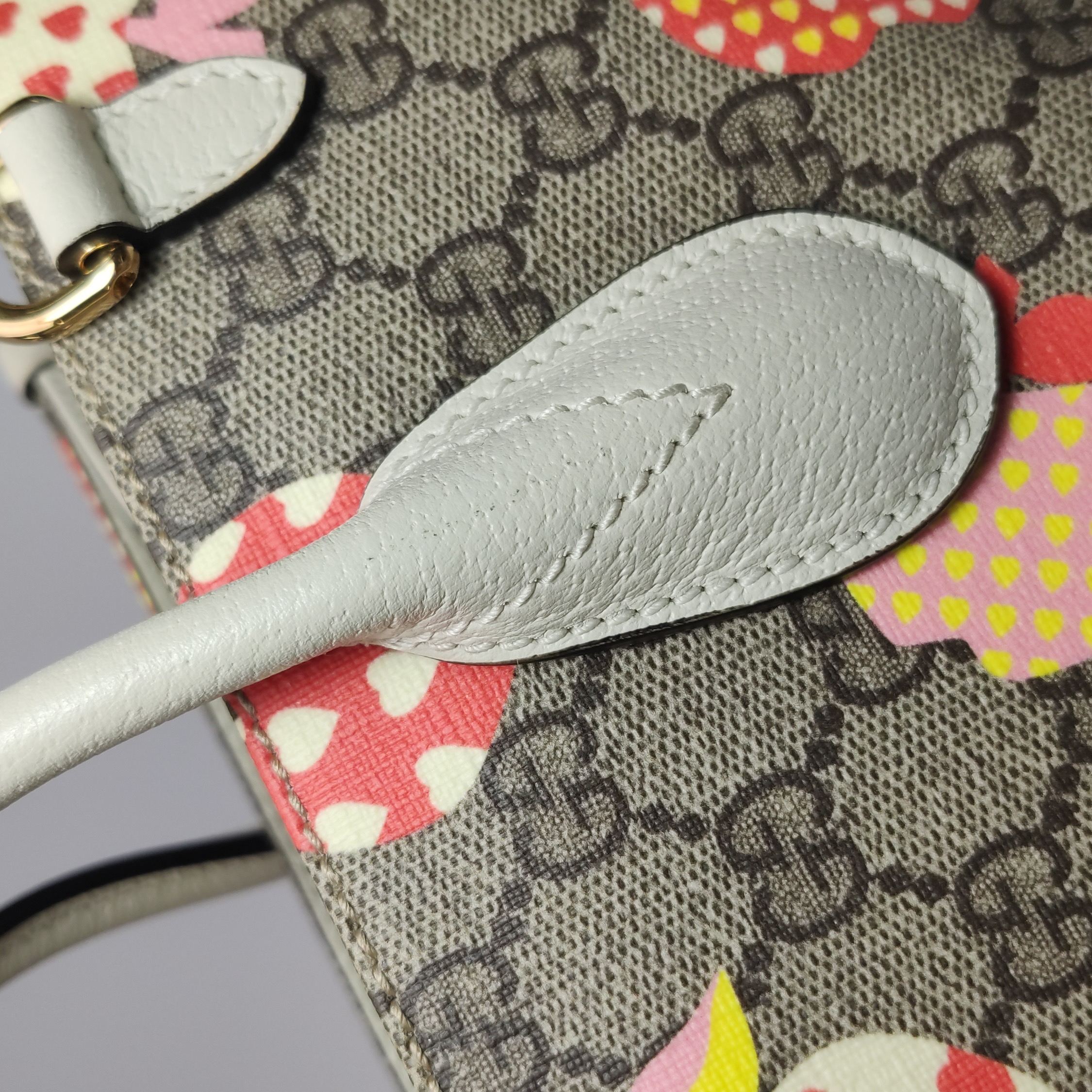 Gucci Convertible Open Tote Apple GG Coated Canvas Small — photo 16 of 21