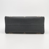 Louis Vuitton(LV) OnTheGo Tote Bicolor Monogram Empreinte Giant MM — thumbnail 6