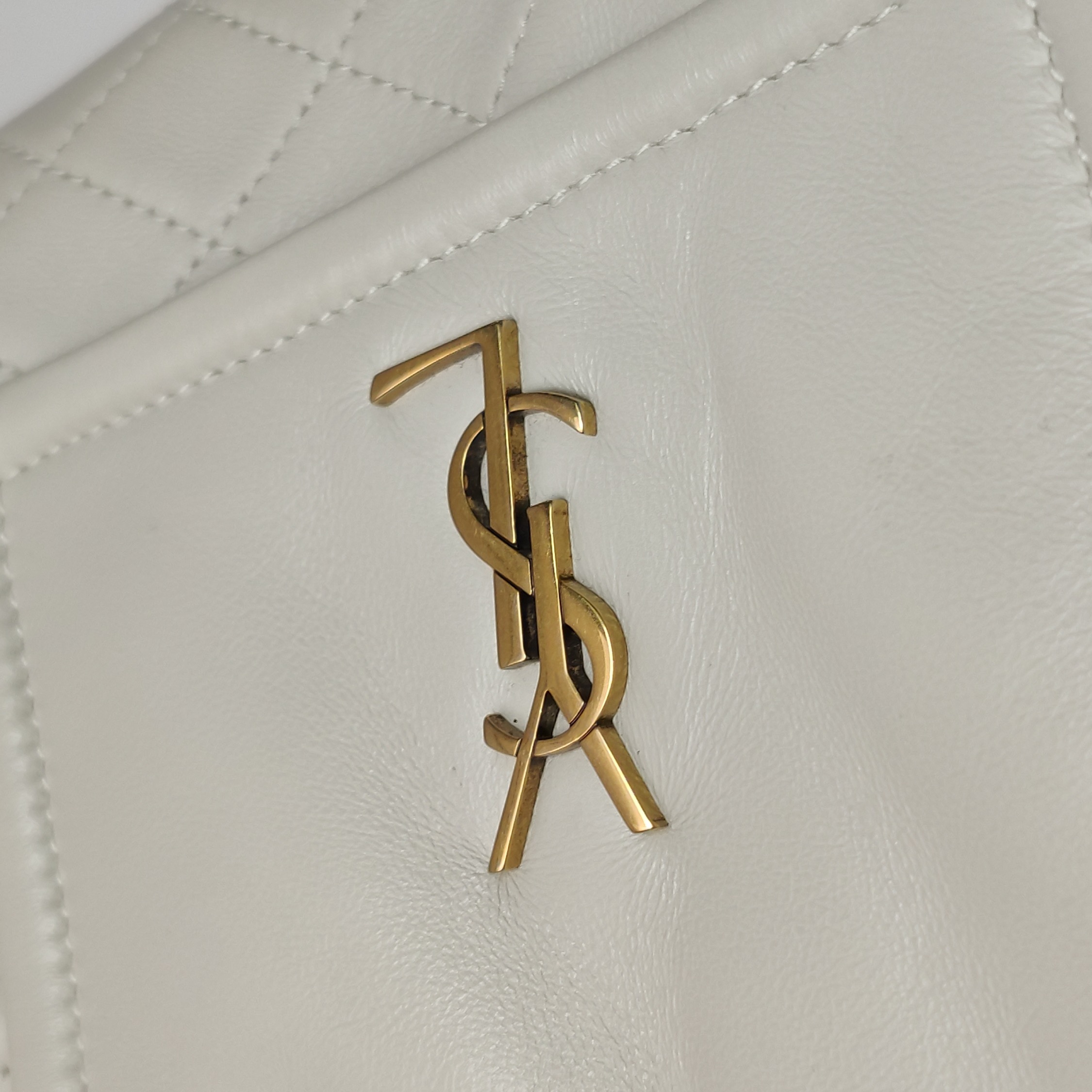 Saint Laurent()YSL Nolita Satchel Quilted Leather Mini