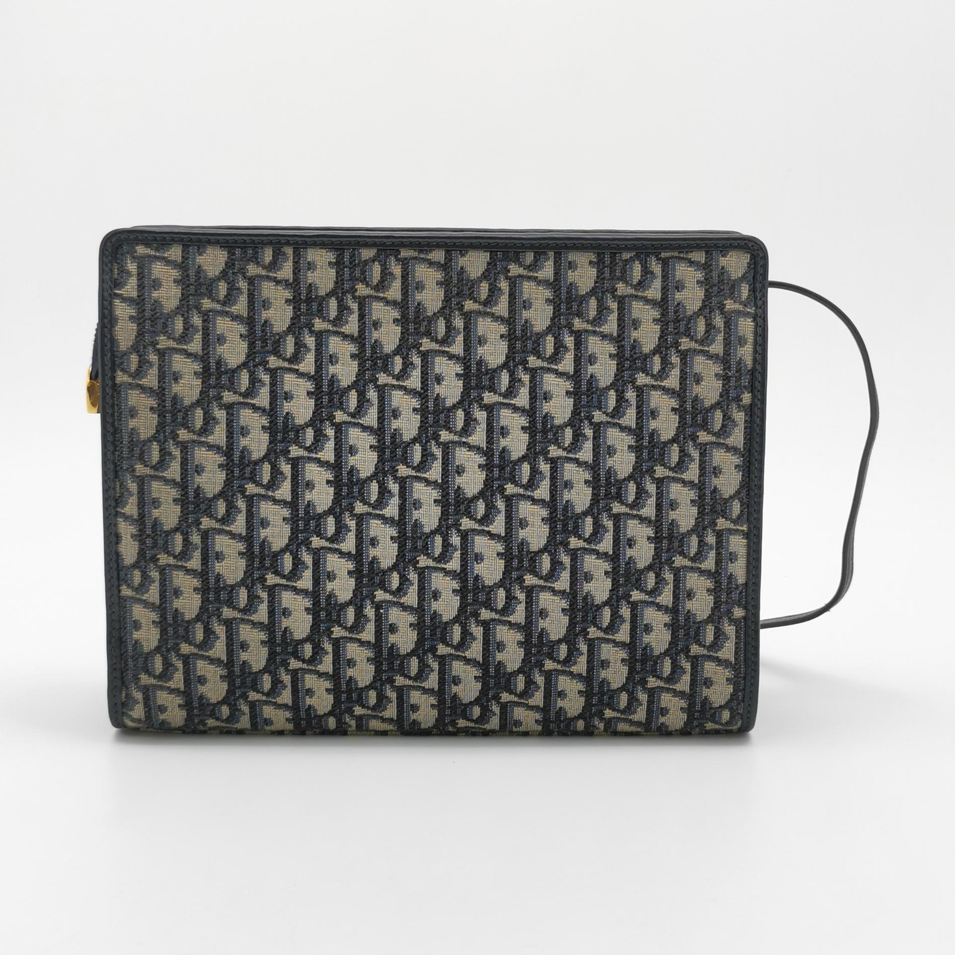 Dior Oblique 30 Montaigne Clutch bag Women — photo 4 of 15
