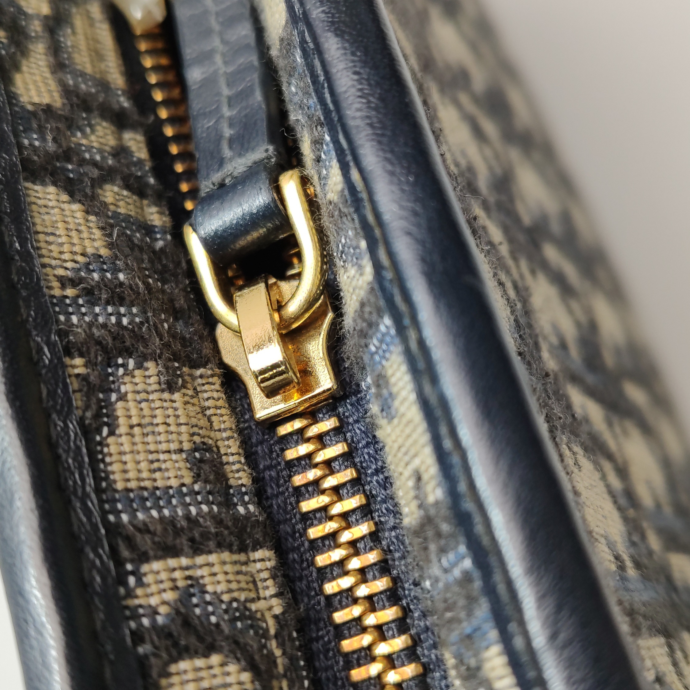 Dior Oblique 30 Montaigne Clutch bag Women — photo 9 of 15