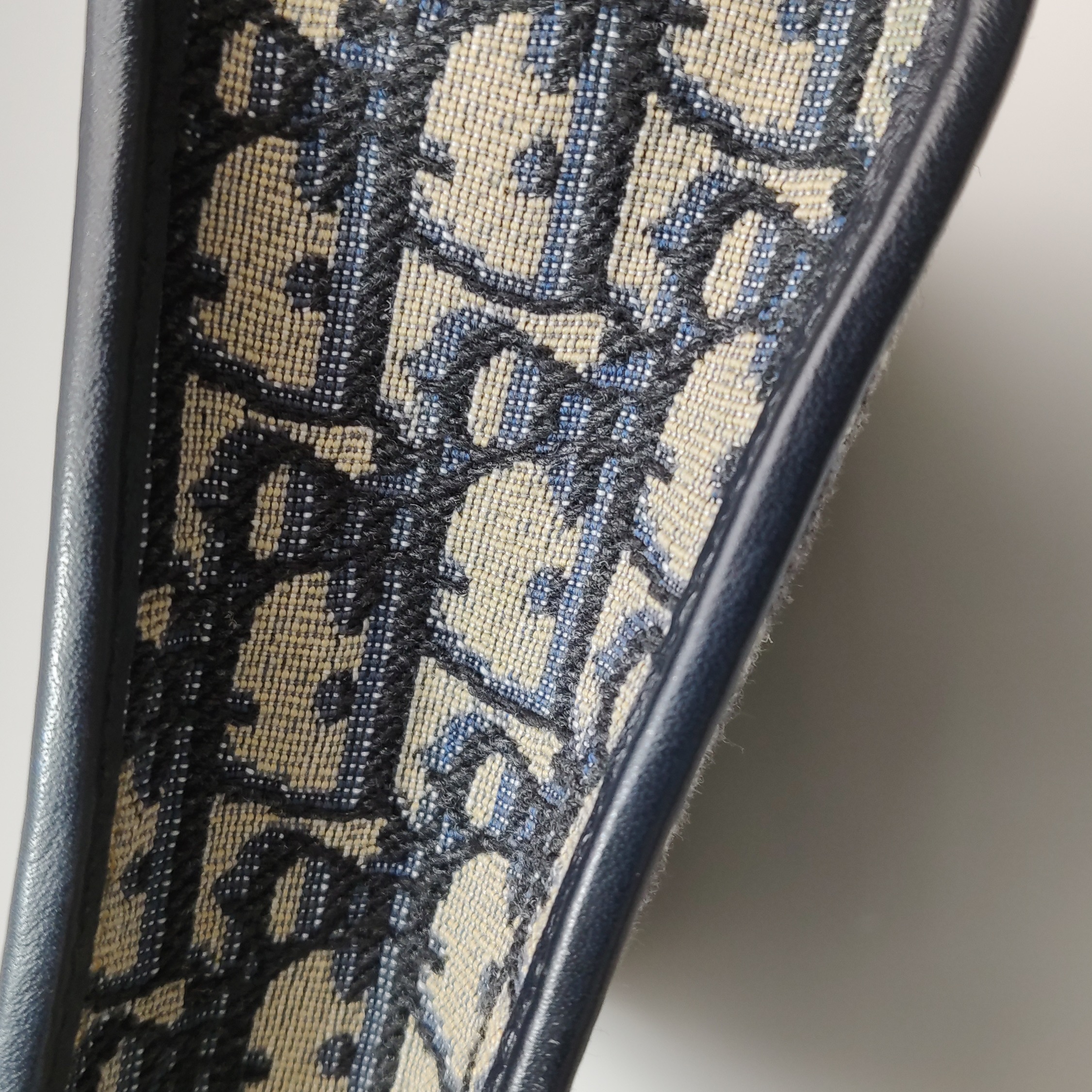 Dior Oblique 30 Montaigne Clutch bag Women — photo 14 of 15