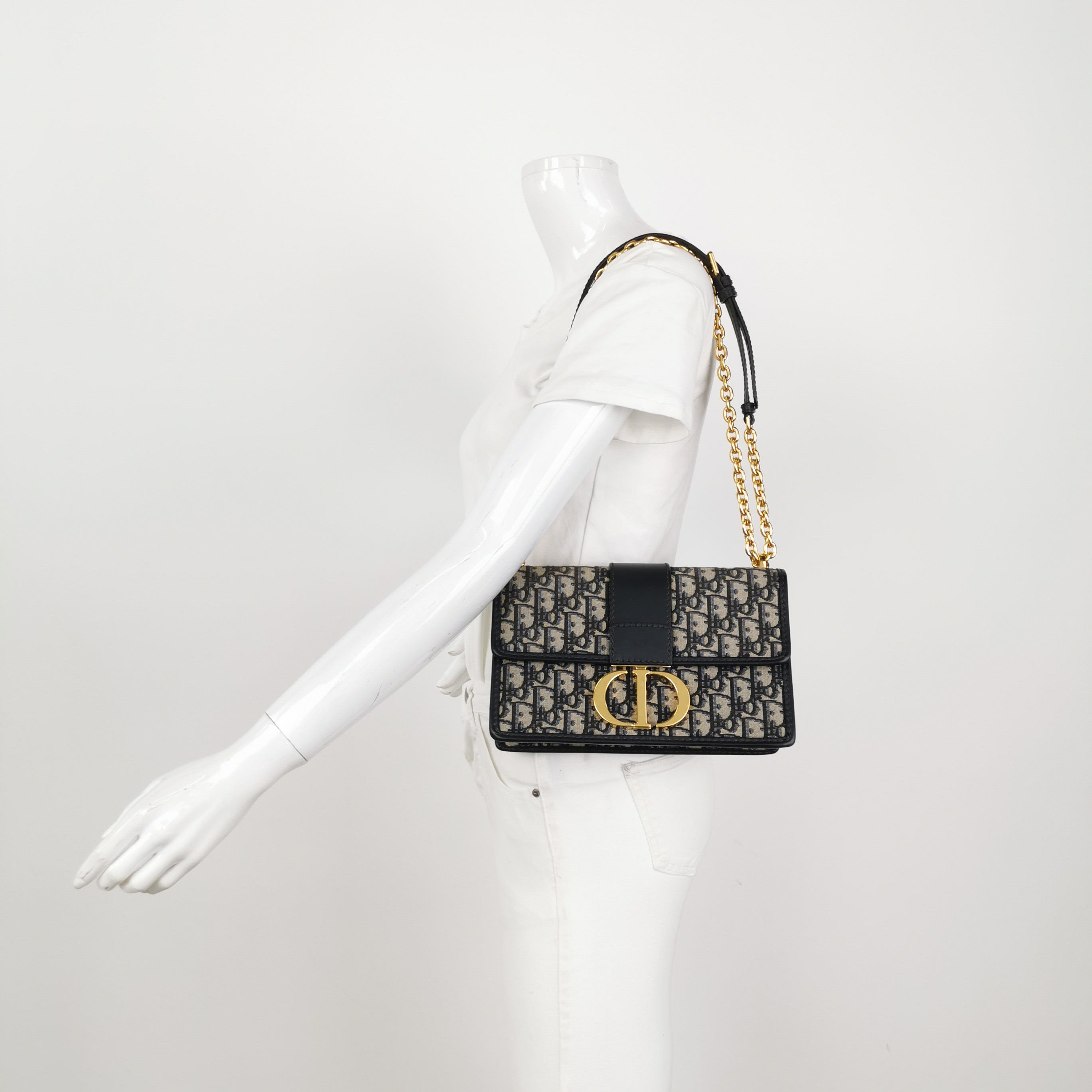 Dior 30 Montaigne Chain Flap Bag Oblique Canvas — alternate view