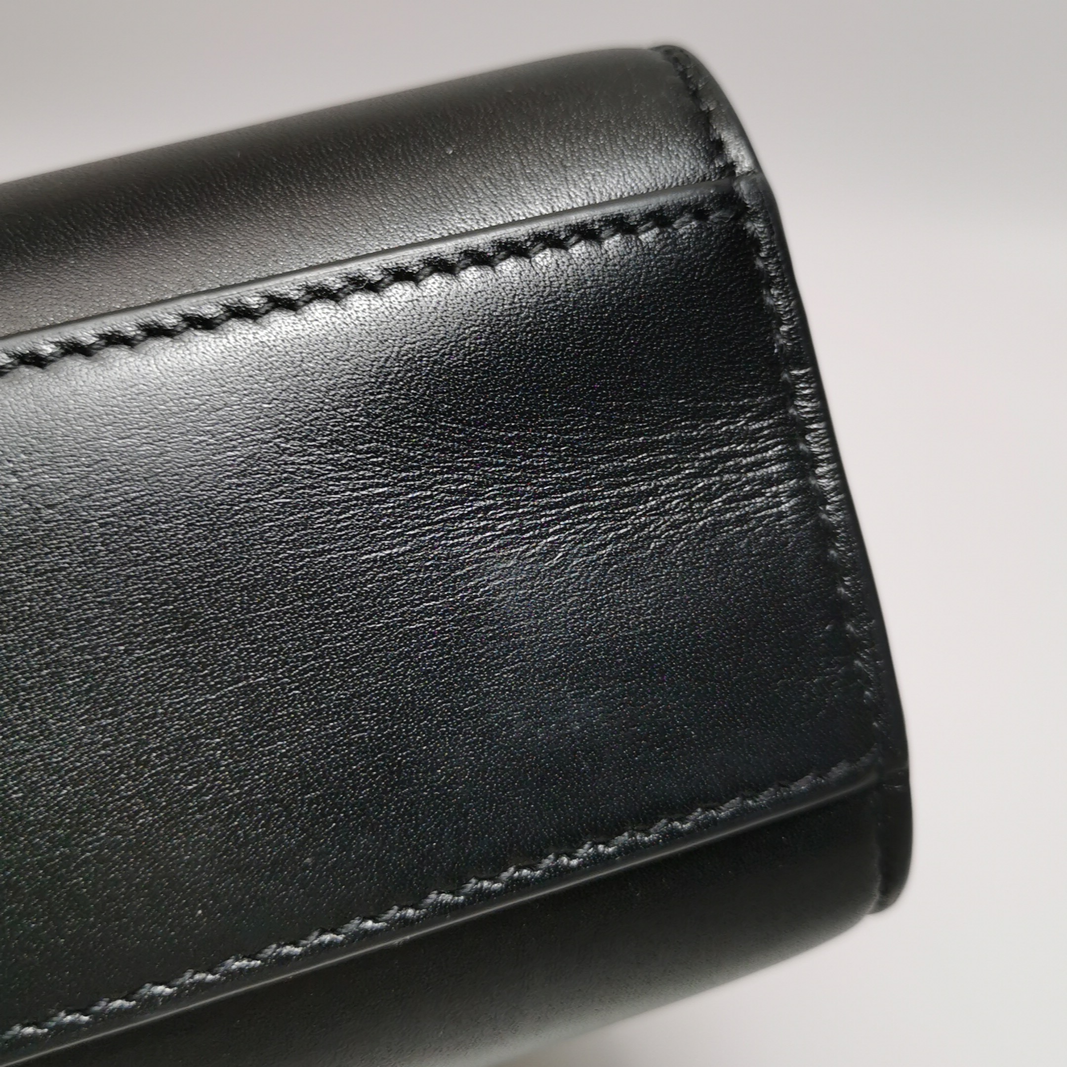 Saint Laurent(YSL) Manhattan Shoulder Bag Leather Medium