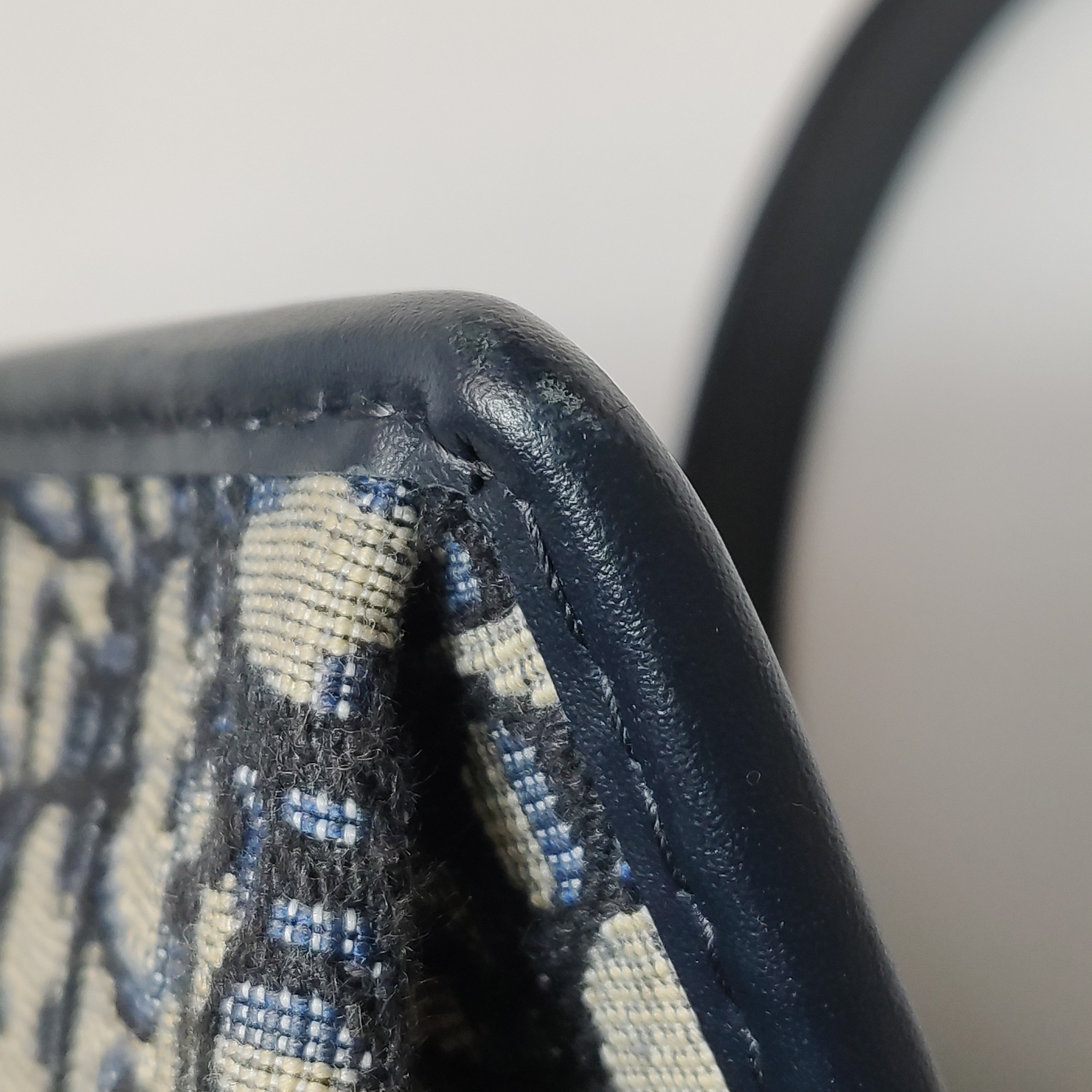 Dior 30 Montaigne Chain Flap Bag Oblique Canvas — photo 19 of 19