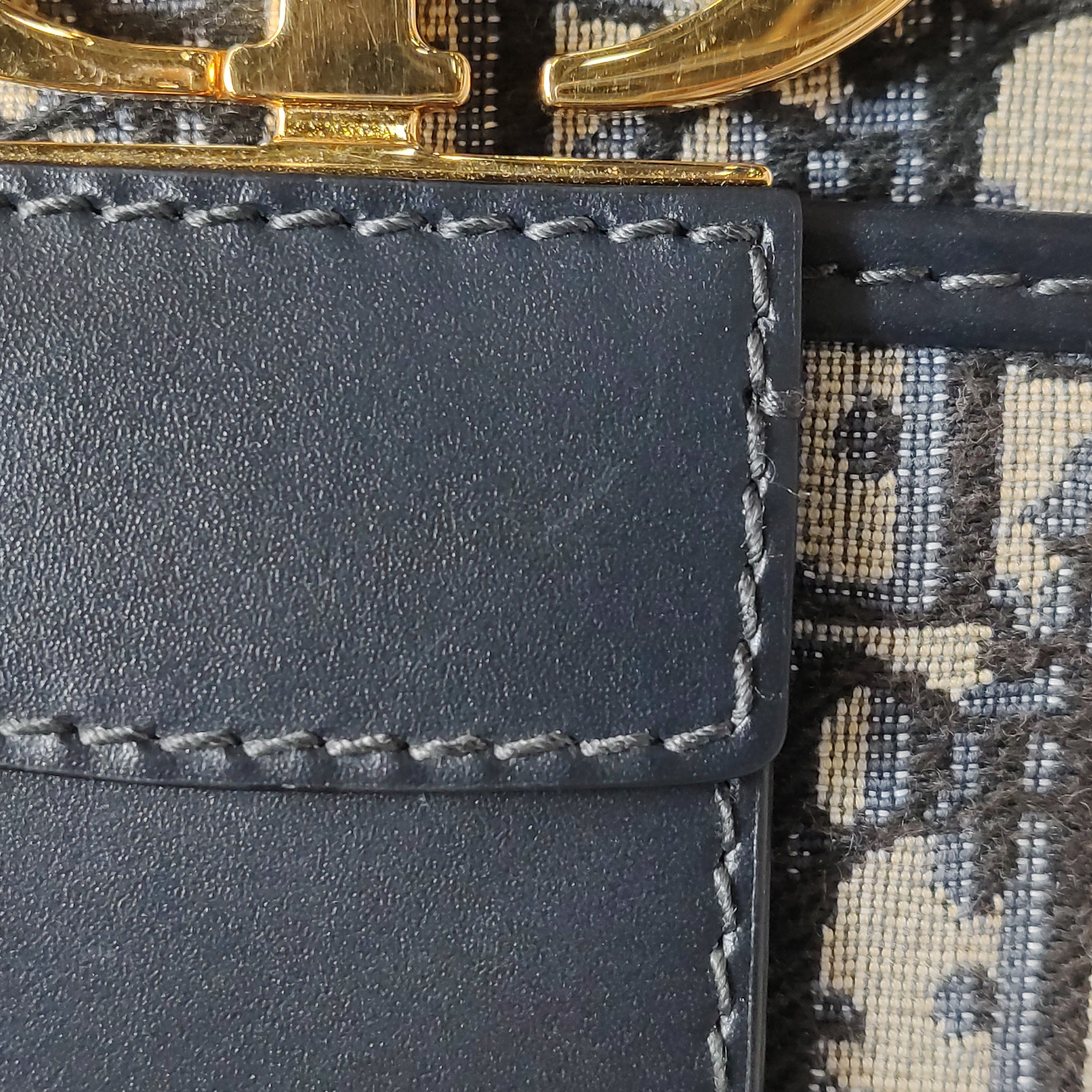 Dior 30 Montaigne Chain Flap Bag Oblique Canvas — photo 16 of 19