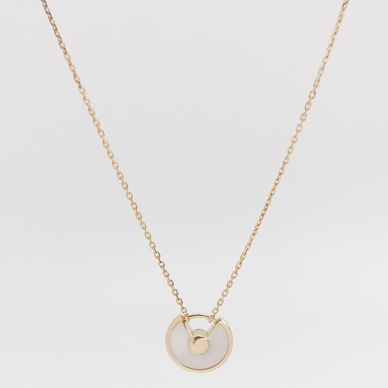 Cartier Amulette de Cartier Pendant Necklace 18K Yellow Gold with Mother of Pearl and Diamond XS — photo 5 of 7