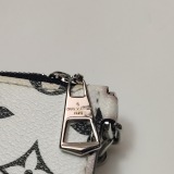 Louis Vuitton(LV) Marelle Handbag Epi Leather — thumbnail 13