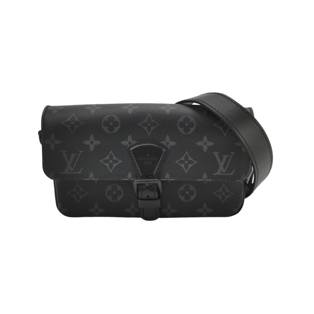 Louis Vuitton(LV) Montsouris Messenger Bag Monogram Eclipse Canvas — pre-owned, Vierlot