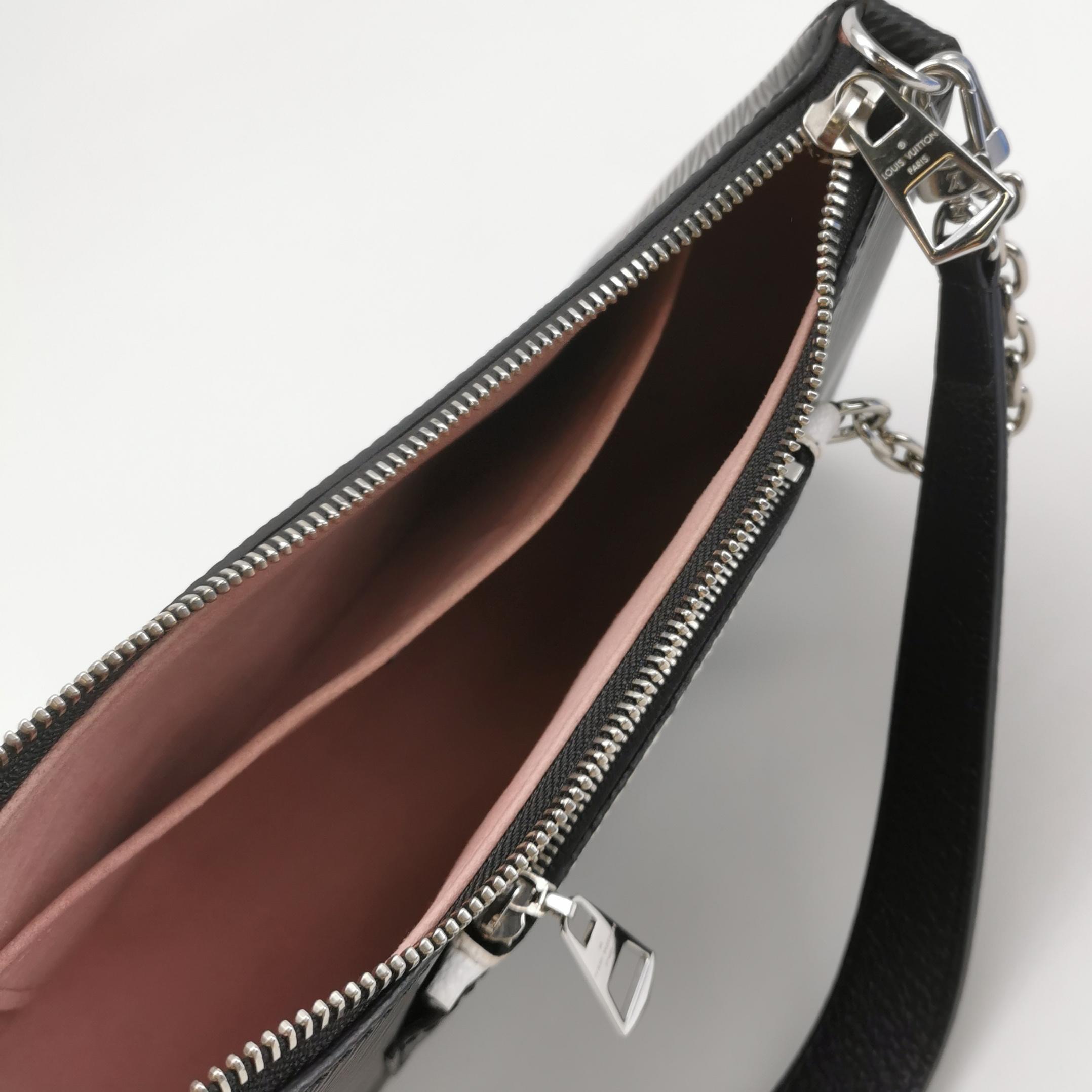 Louis Vuitton(LV) Marelle Handbag Epi Leather — photo 7 of 14