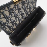 Dior 30 Montaigne Box Bag Oblique Canvas — thumbnail 8