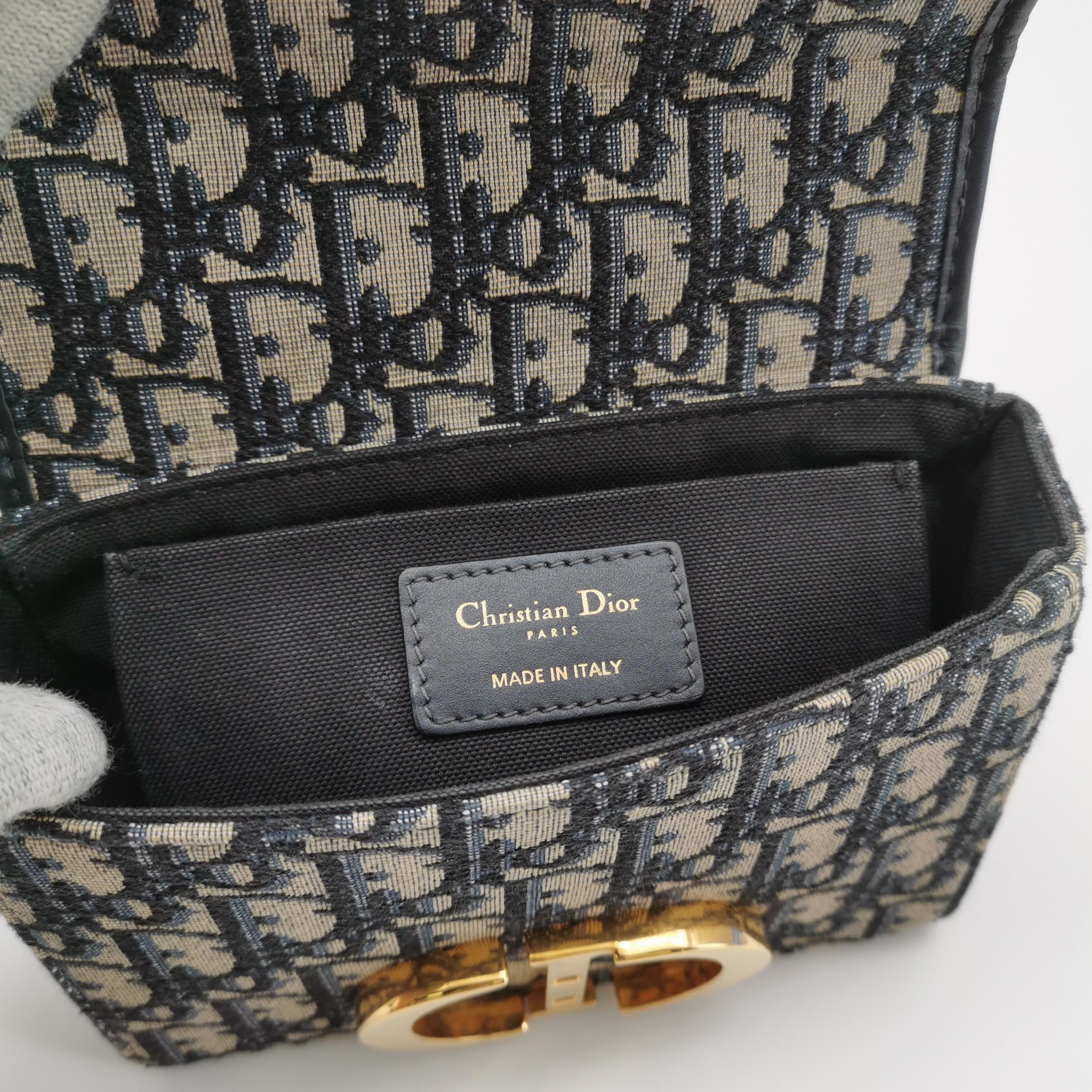 Dior 30 Montaigne Box Bag Oblique Canvas — photo 9 of 17