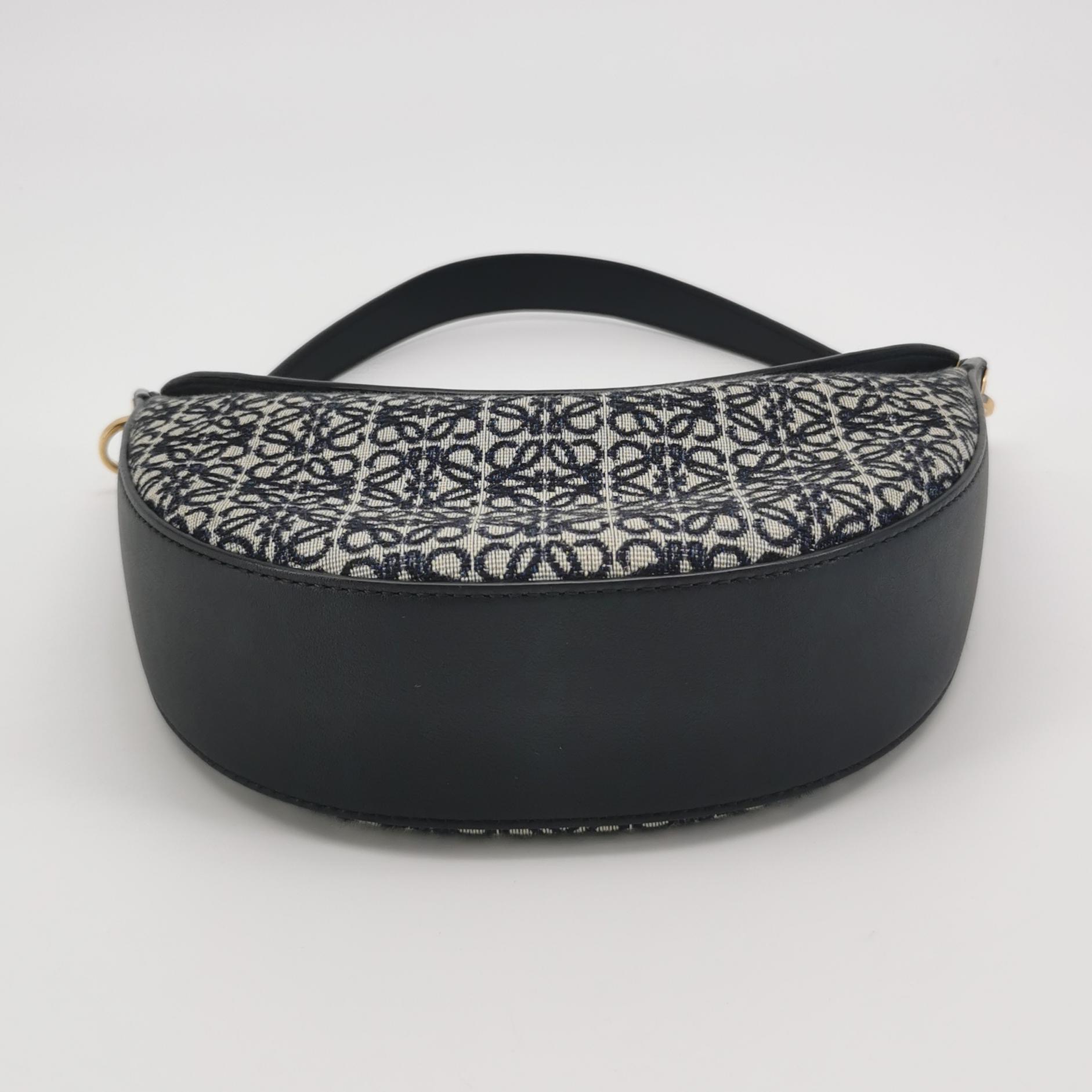Loewe Luna Hobo Anagram Jacquard — photo 6 of 17