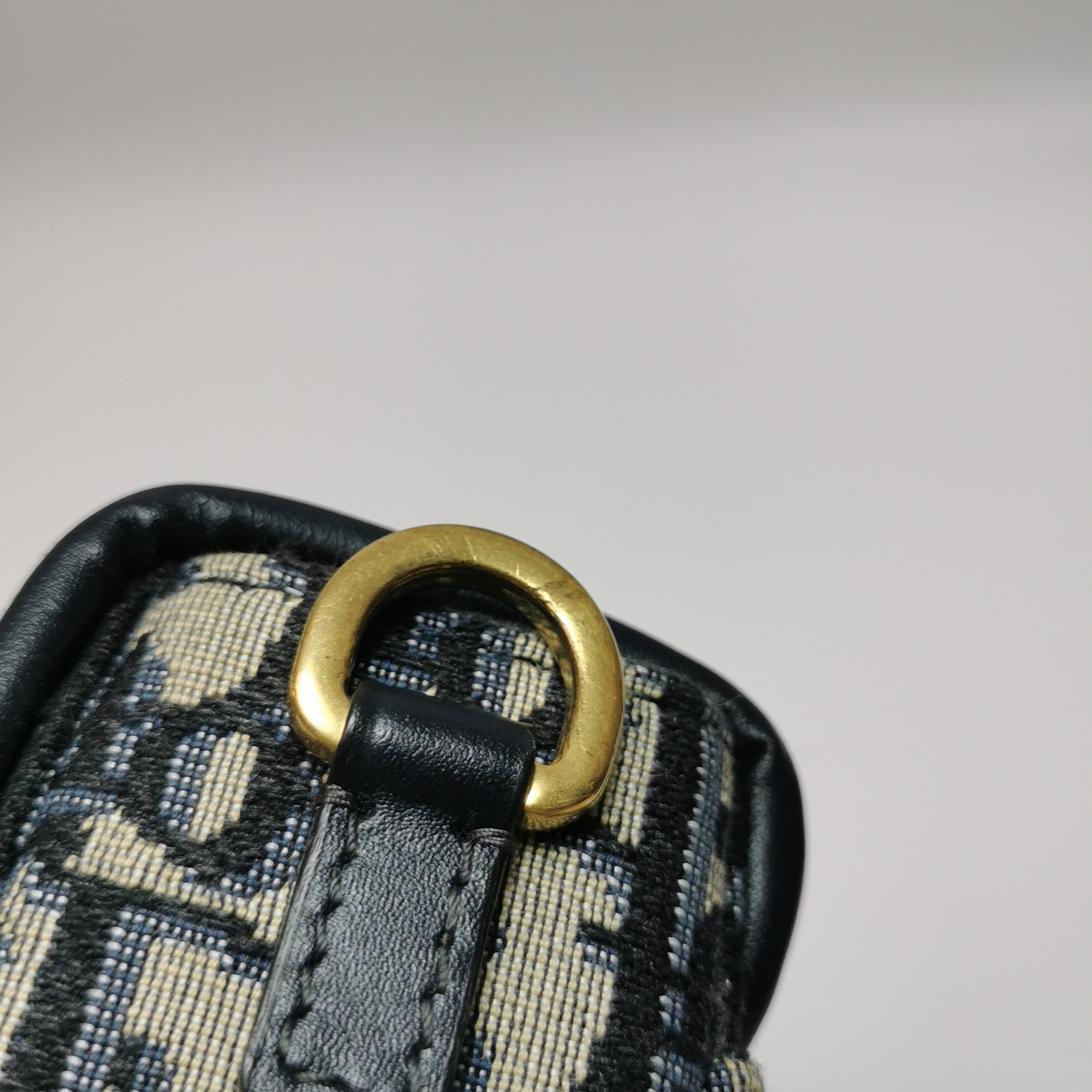 Dior 30 Montaigne Box Bag Oblique Canvas — photo 12 of 17