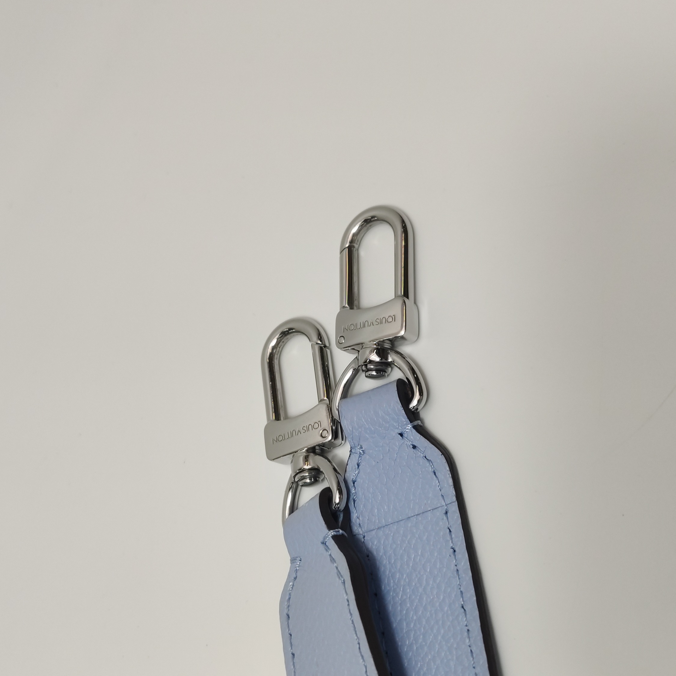 Louis Vuitton(LV) Marelle Handbag Epi Leather — photo 12 of 13