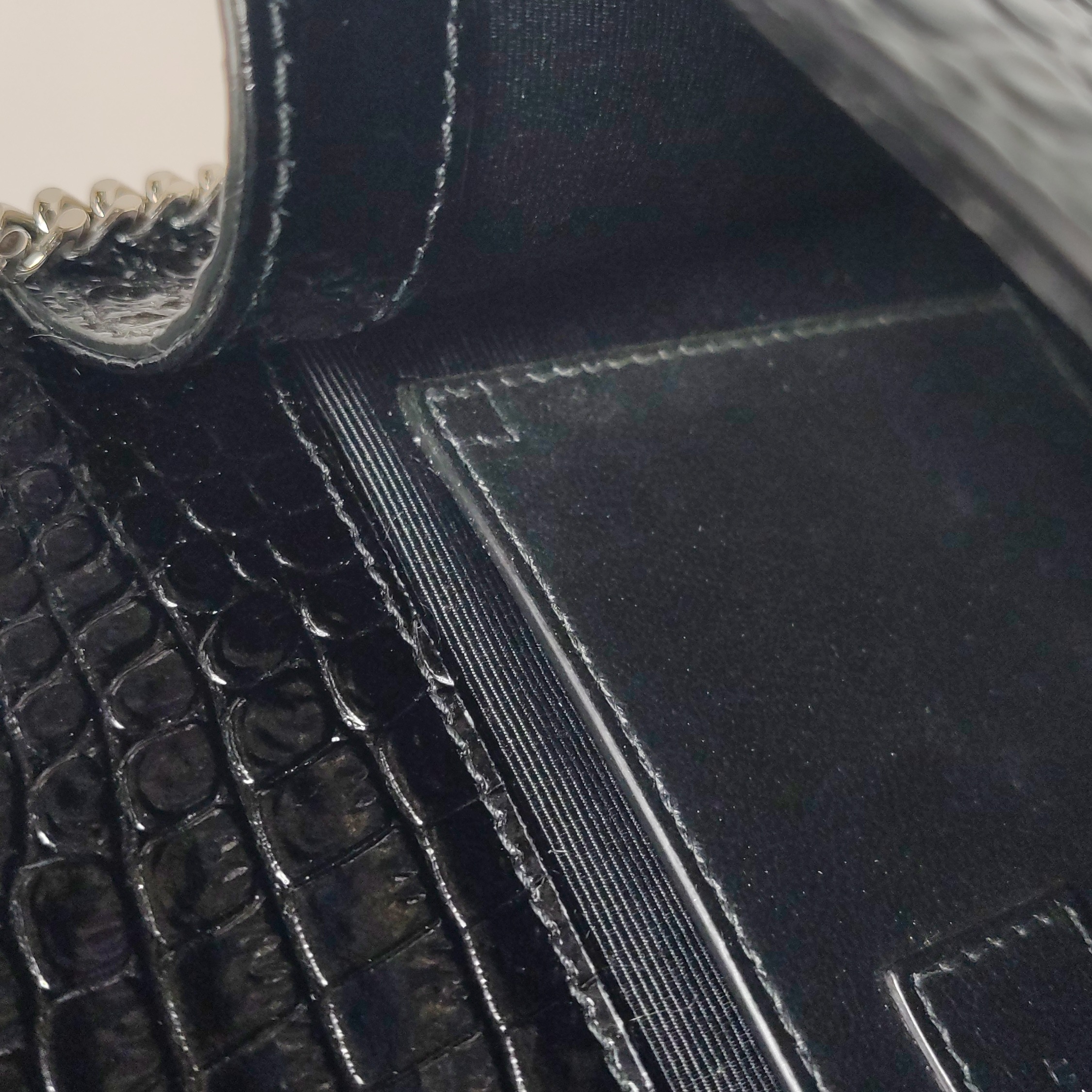 Saint Laurent(YSL) Classic Monogram Tassel Crossbody Bag Crocodile Embossed Leather Medium