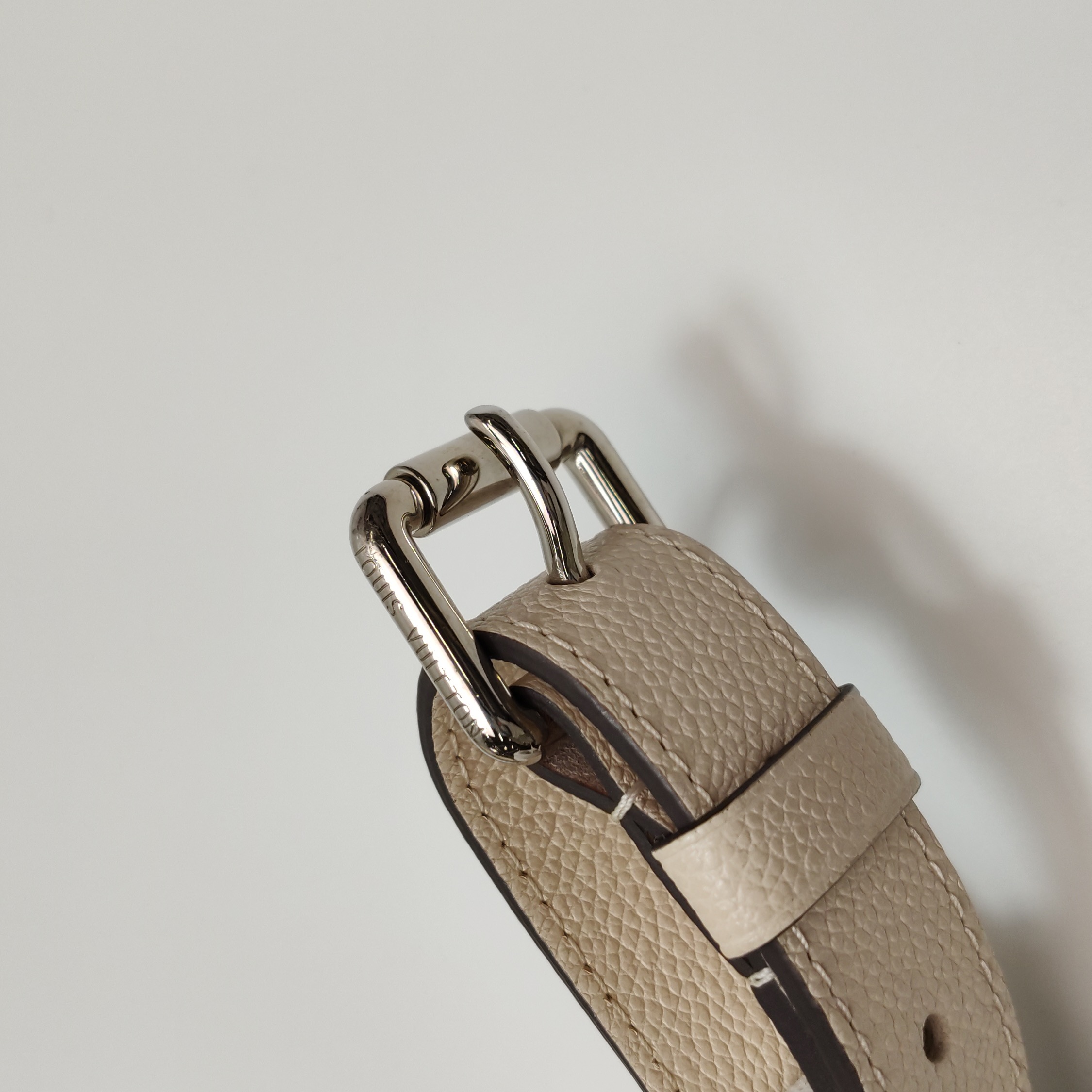 Louis Vuitton(LV) Marelle Handbag Epi Leather — photo 13 of 14