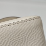 Louis Vuitton(LV) Marelle Handbag Epi Leather — thumbnail 11