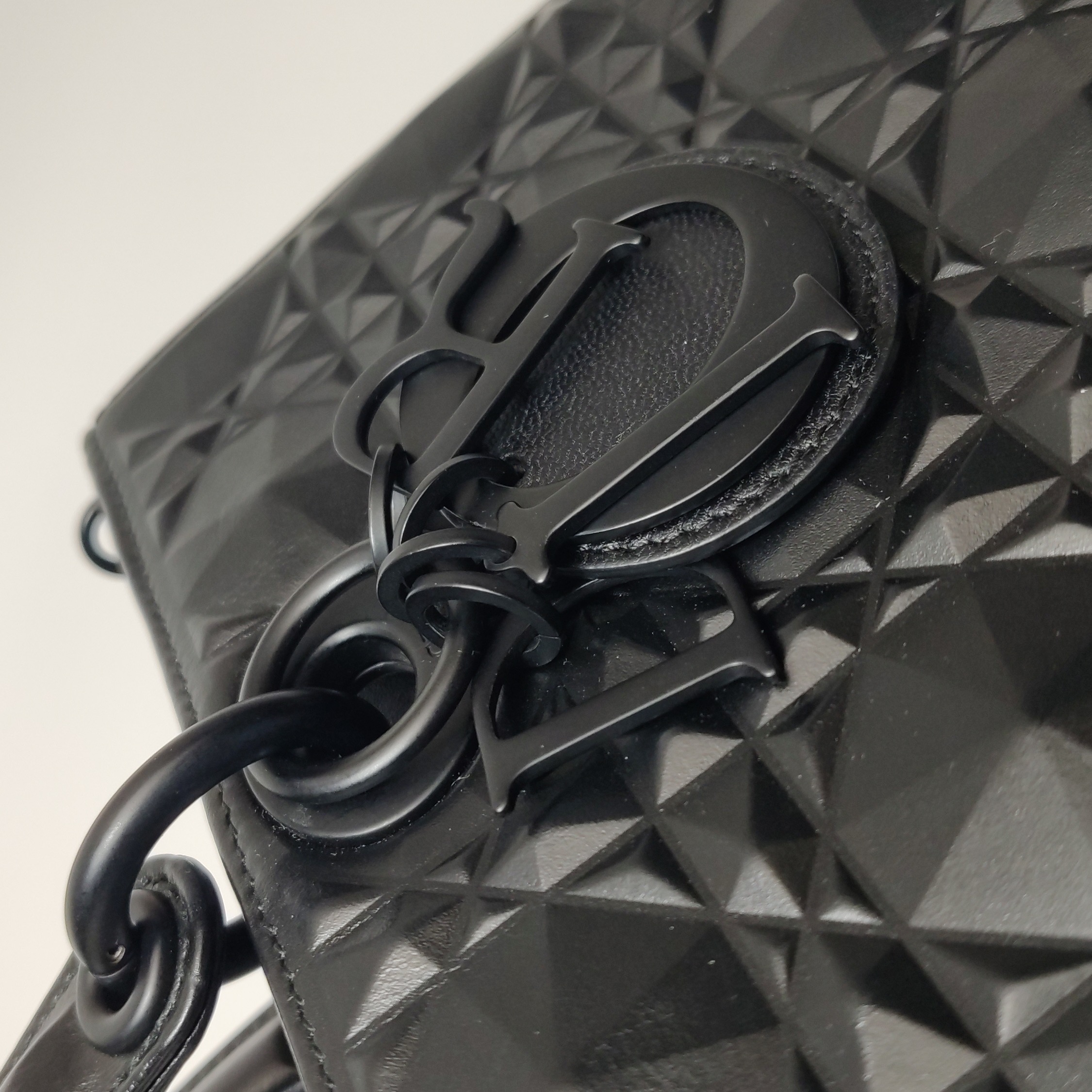 Dior Ultra Matte Lady D-Joy Bag Diamond Motif Cannage Calfskin Medium — photo 9 of 17