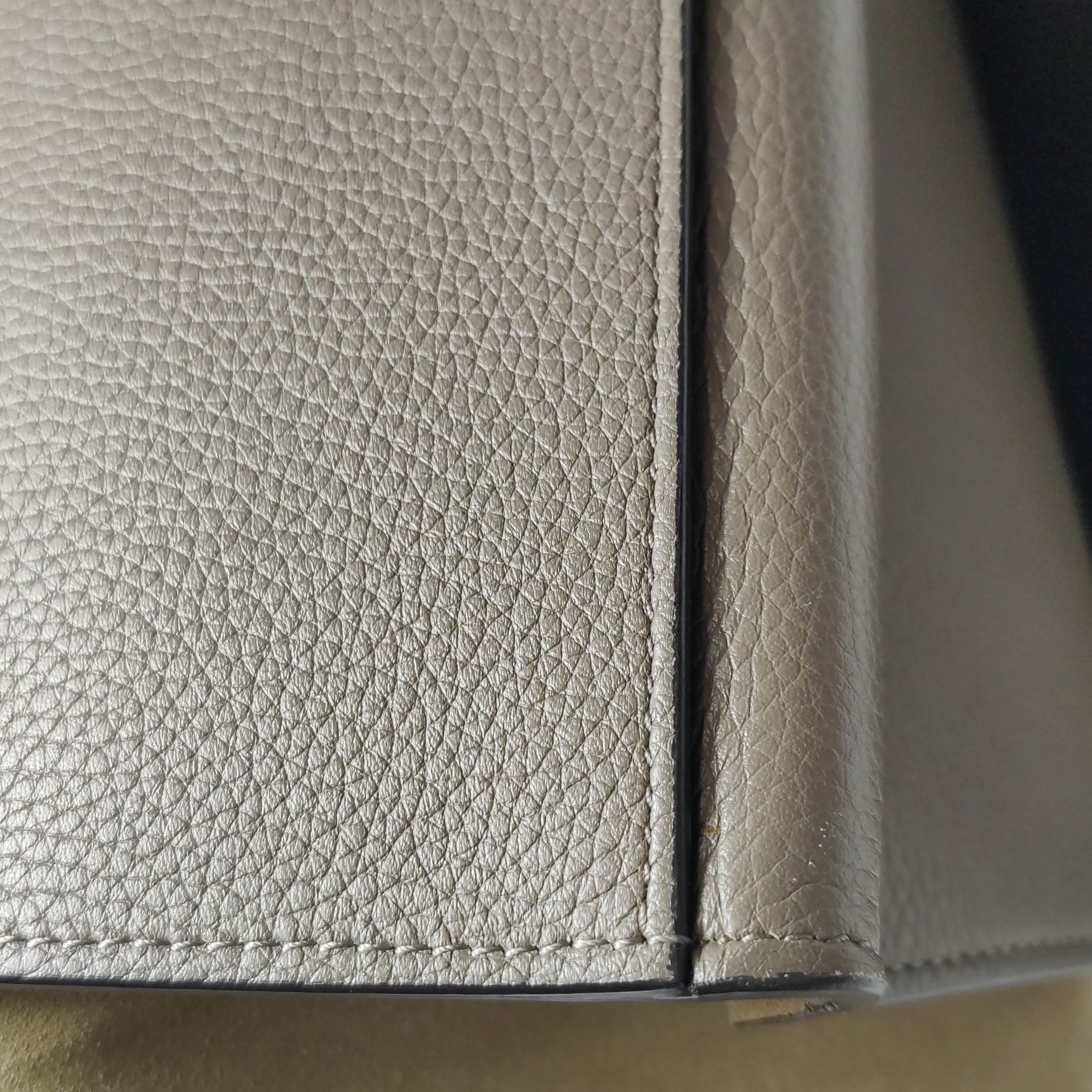 Celine Trapeze Bag Leather Small — photo 14 of 25