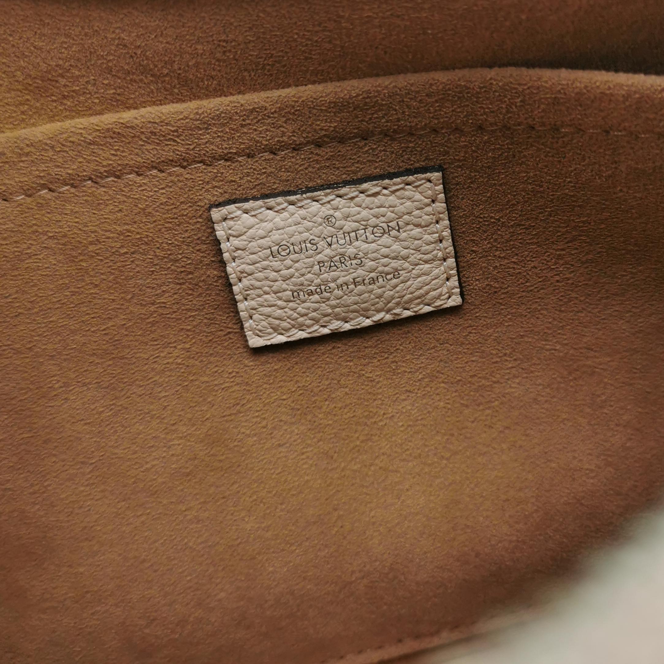 Louis Vuitton(LV) Marelle Handbag Epi Leather — photo 8 of 14