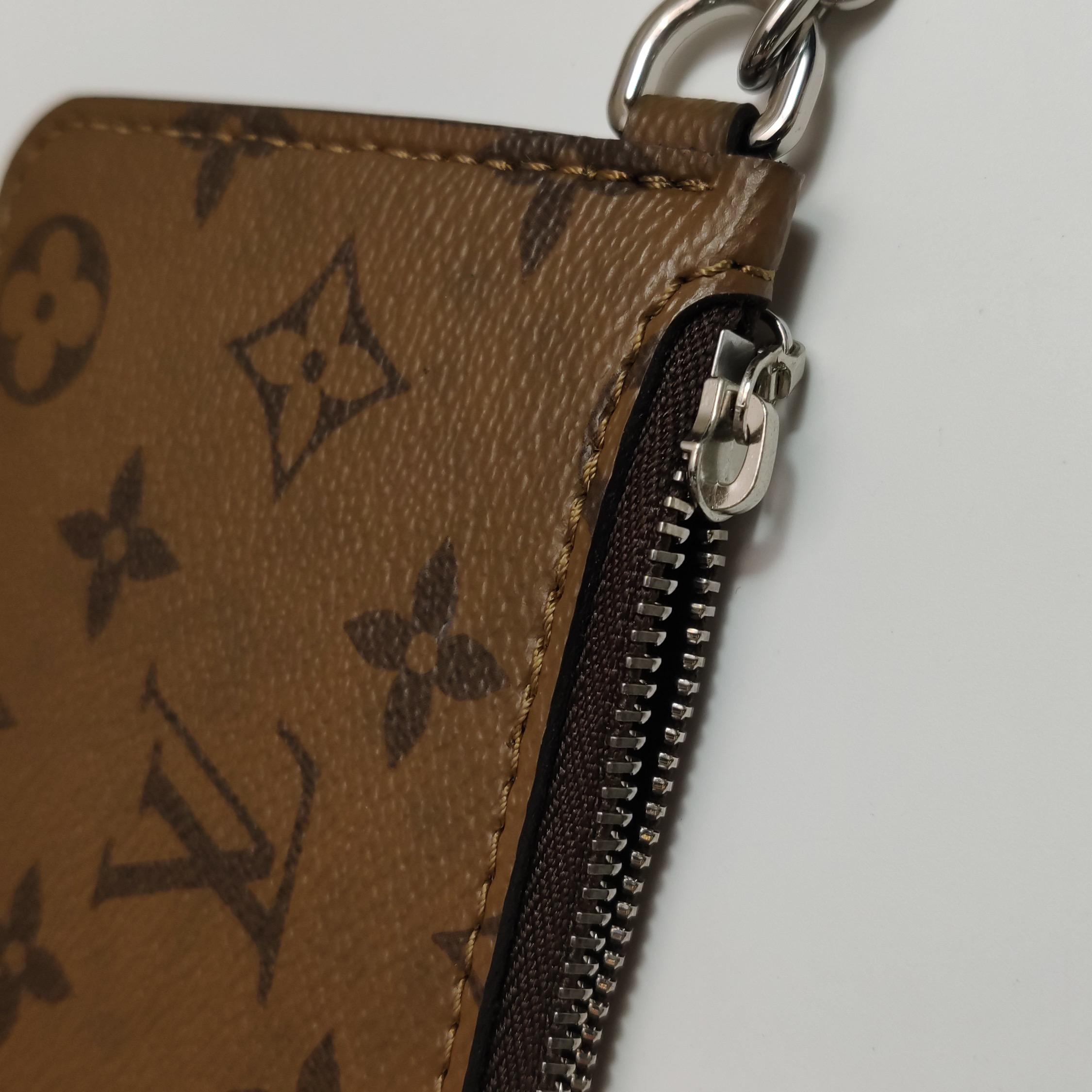 Louis Vuitton(LV) Marelle Handbag Epi Leather — photo 14 of 14