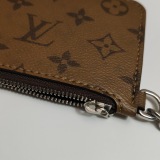 Louis Vuitton(LV) Marelle Handbag Epi Leather — thumbnail 14