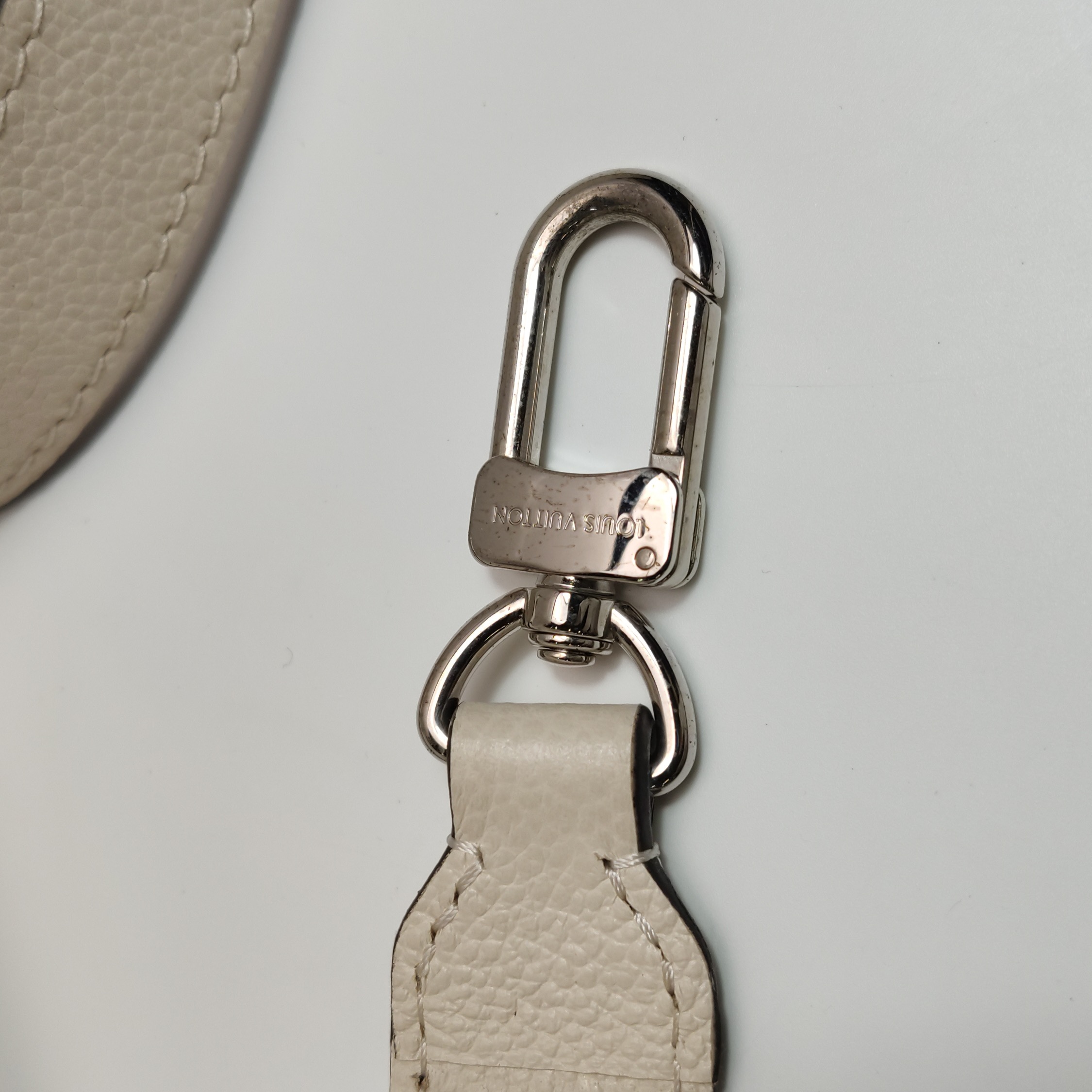 Louis Vuitton(LV) Marelle Handbag Epi Leather — photo 12 of 14