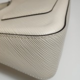 Louis Vuitton(LV) Marelle Handbag Epi Leather — thumbnail 9