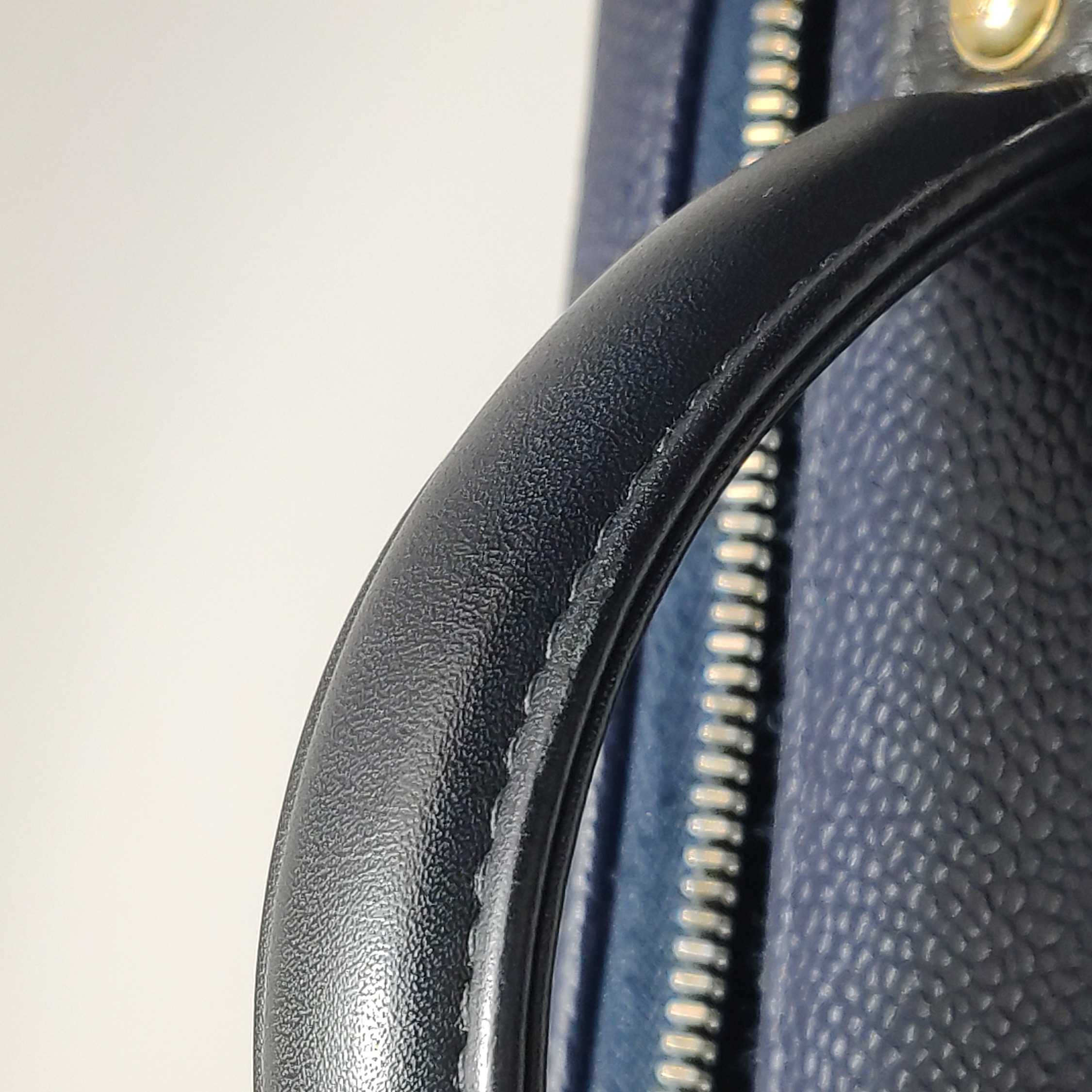 Chanel Filigree Vanity Case Quilted Caviar Medium