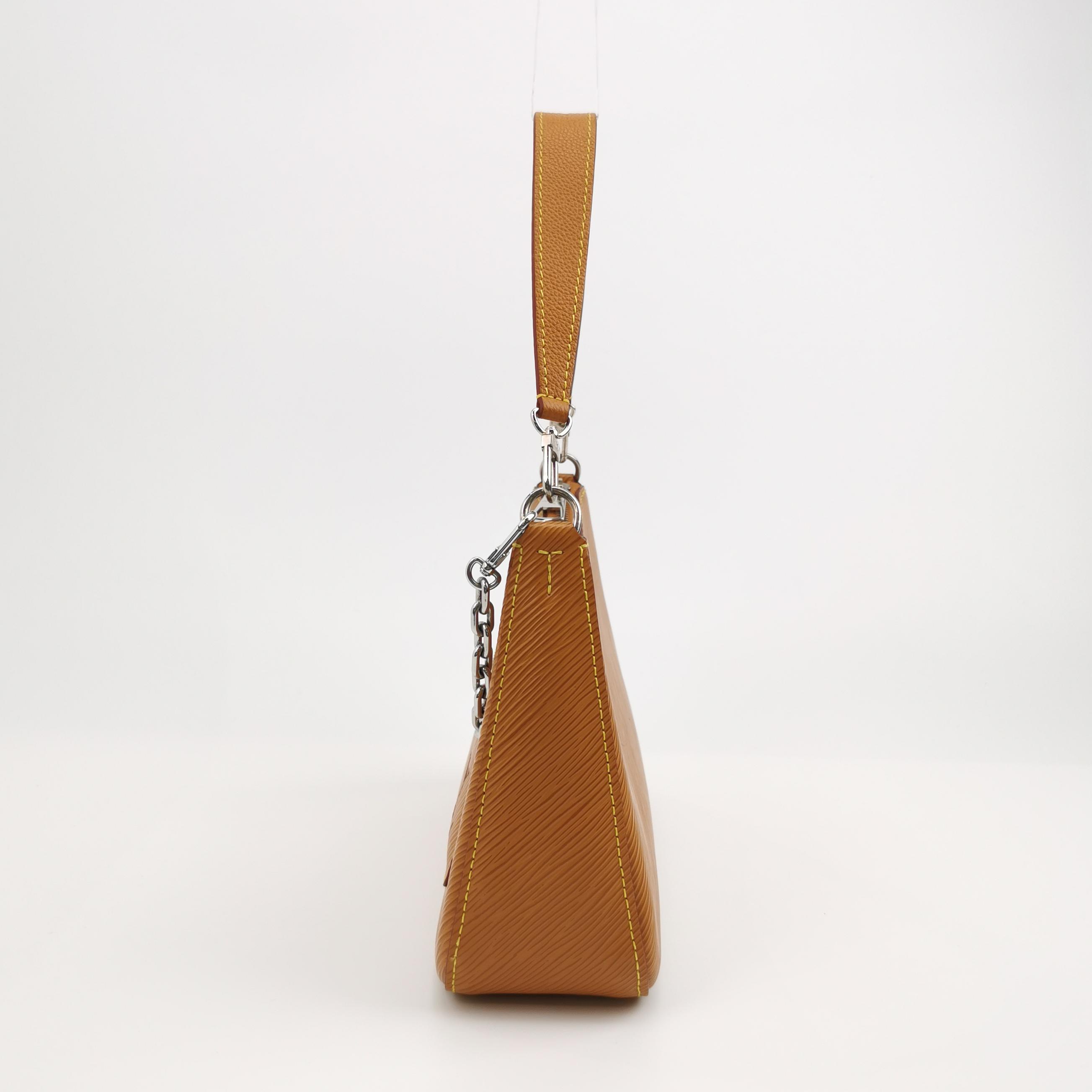 Louis Vuitton(LV) Marelle Handbag Epi Leather — photo 4 of 13