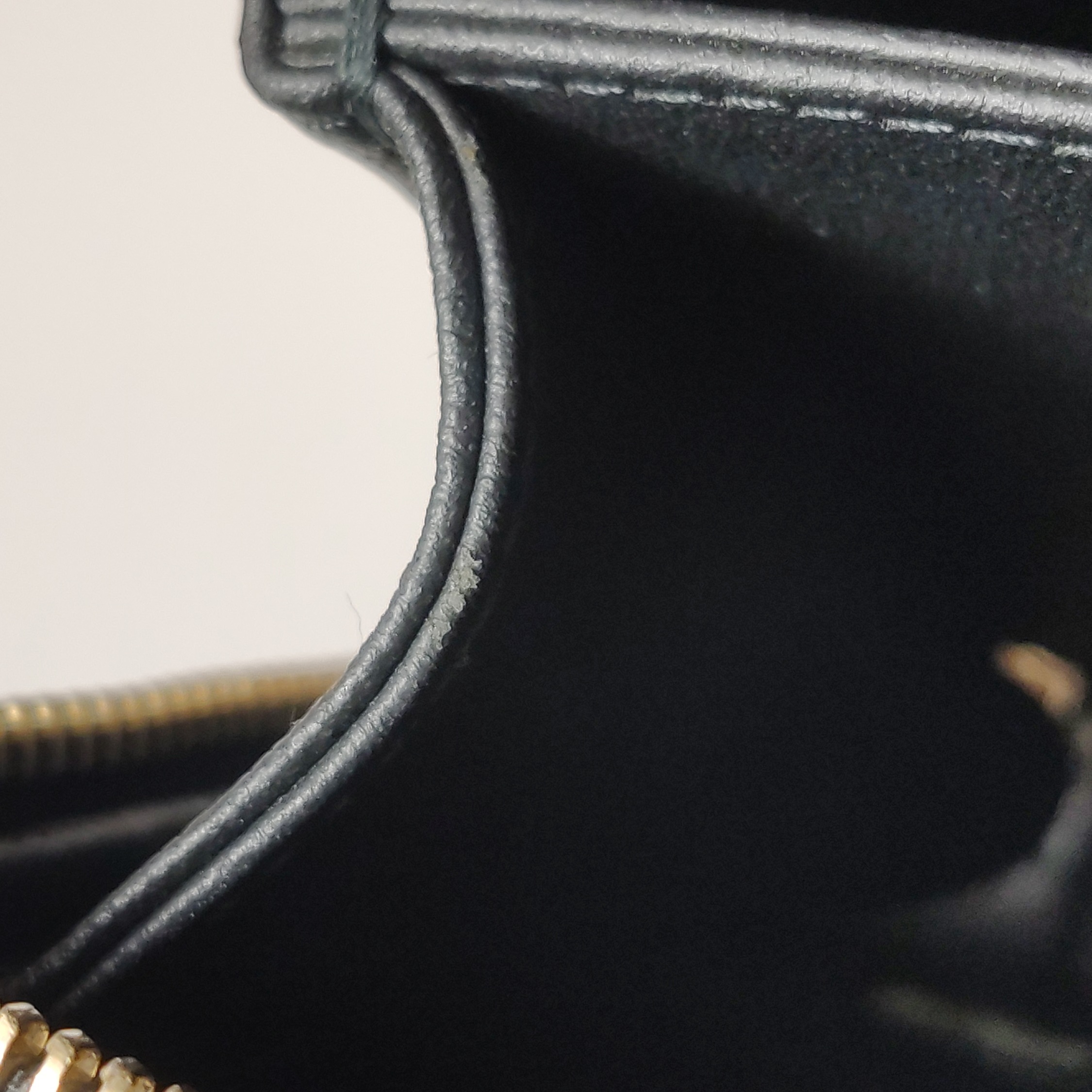 Chanel Filigree Vanity Case Quilted Caviar Small — photo 8 of 13