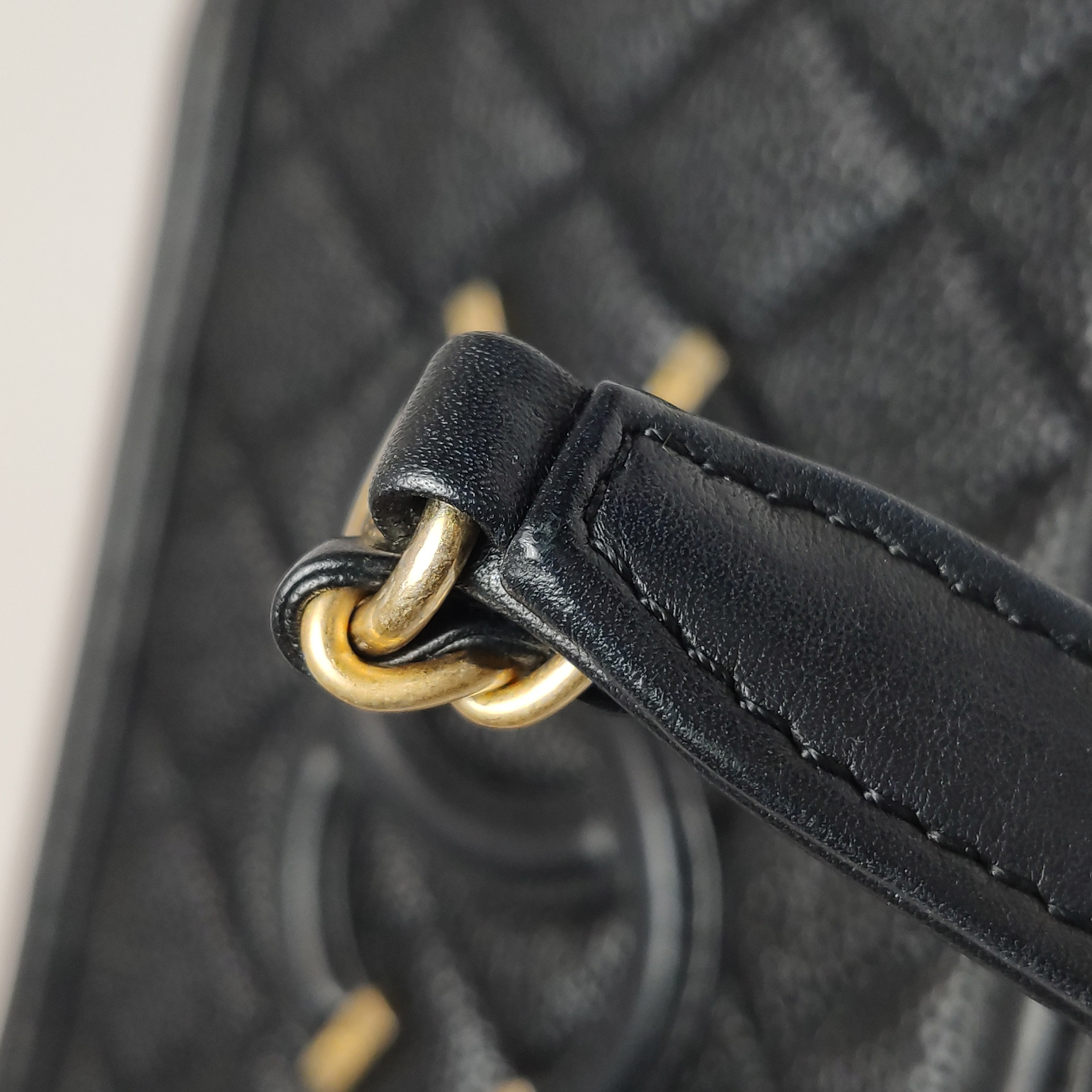 Chanel Filigree Vanity Case Quilted Caviar Small — photo 13 of 13