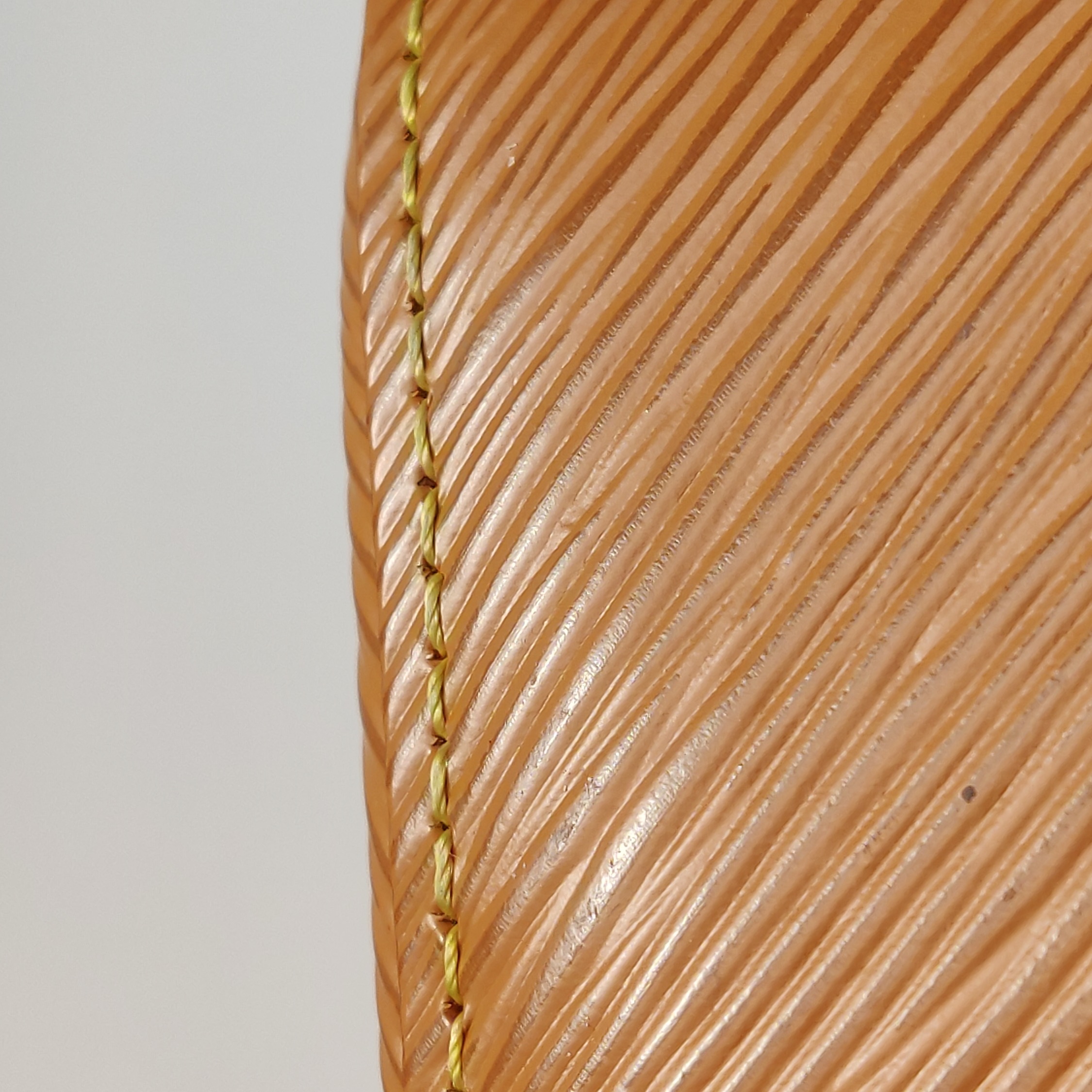 Louis Vuitton(LV) Marelle Handbag Epi Leather — photo 13 of 13