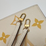 Louis Vuitton(LV) Petit Sac Plat Bag By The Pool Monogram Empreinte Giant — thumbnail 18