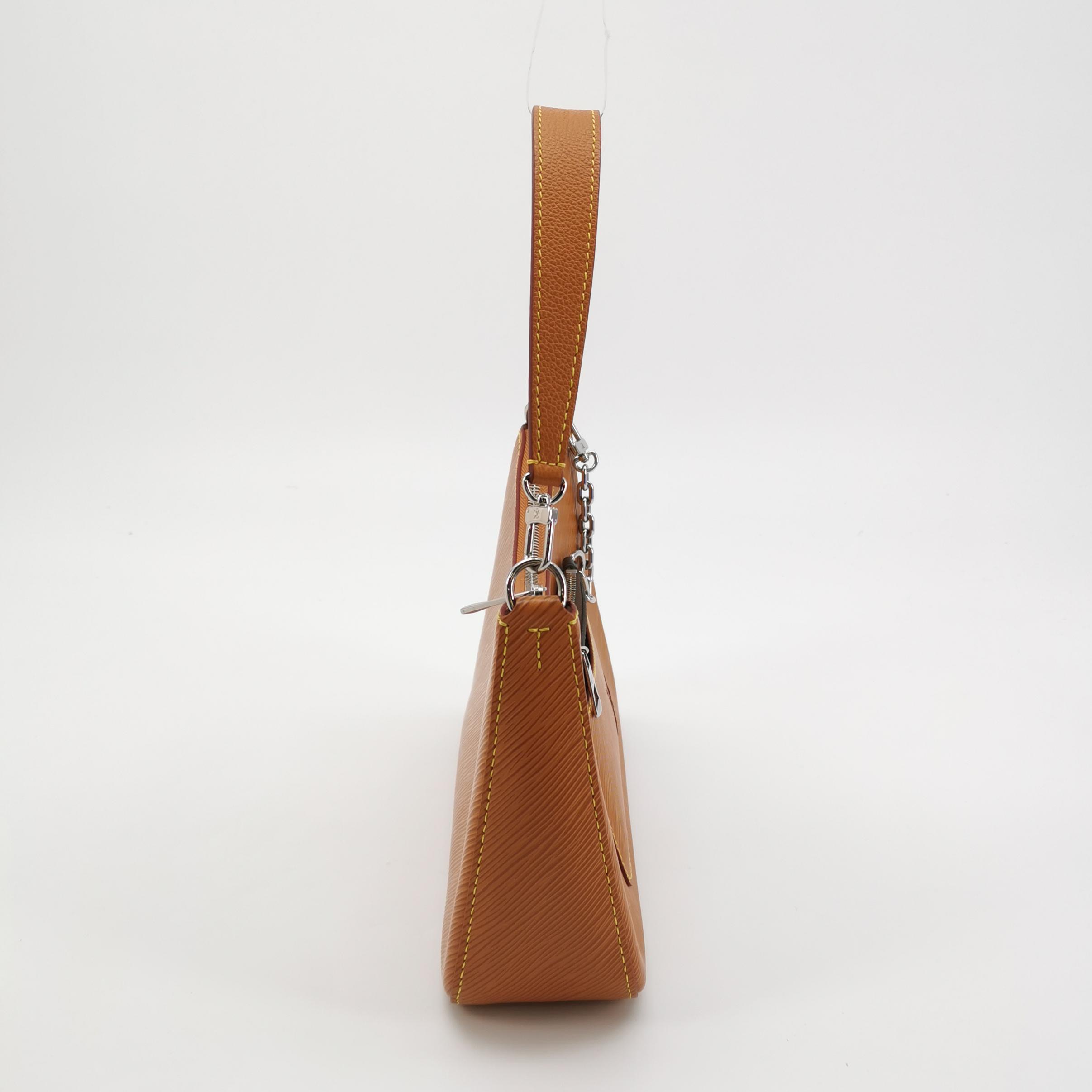 Louis Vuitton(LV) Marelle Handbag Epi Leather — photo 5 of 14