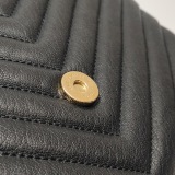 Saint Laurent(YSL) Classic Monogram College Bag Matelasse Chevron Leather Medium — thumbnail 9
