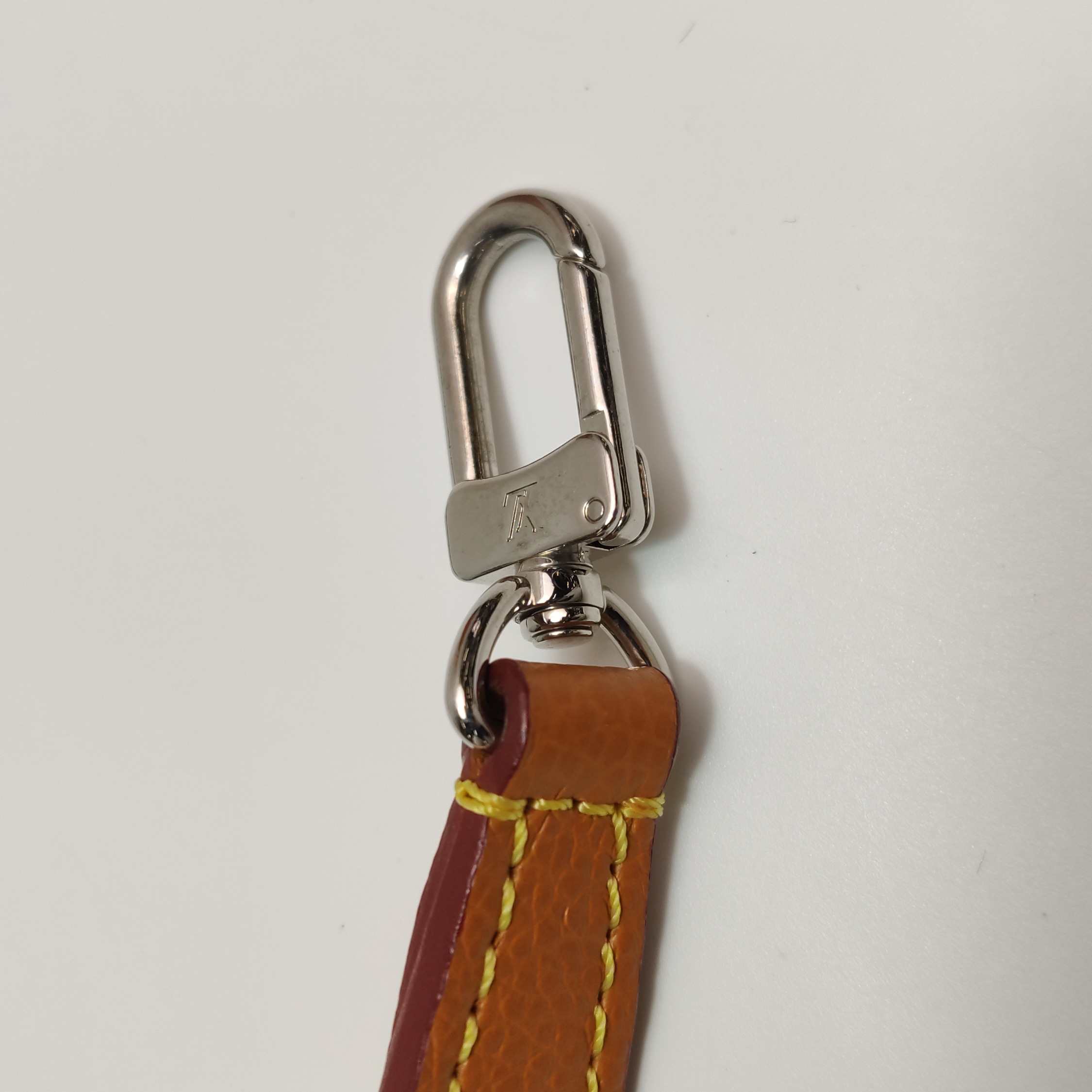 Louis Vuitton(LV) Marelle Handbag Epi Leather — photo 13 of 14